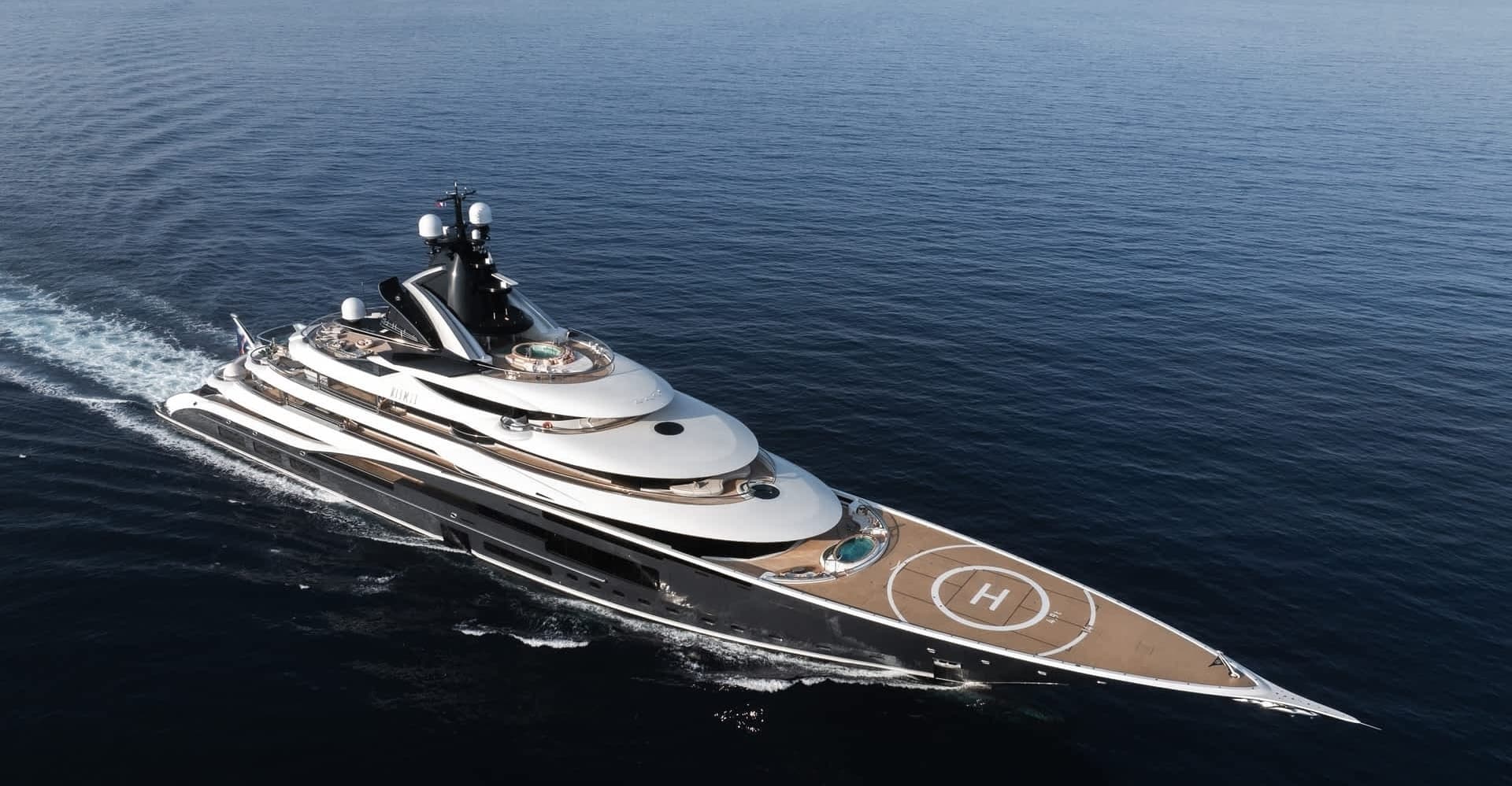 How Hybrid and Hydrogen Superyachts Are Redefining Luxury Yachting
