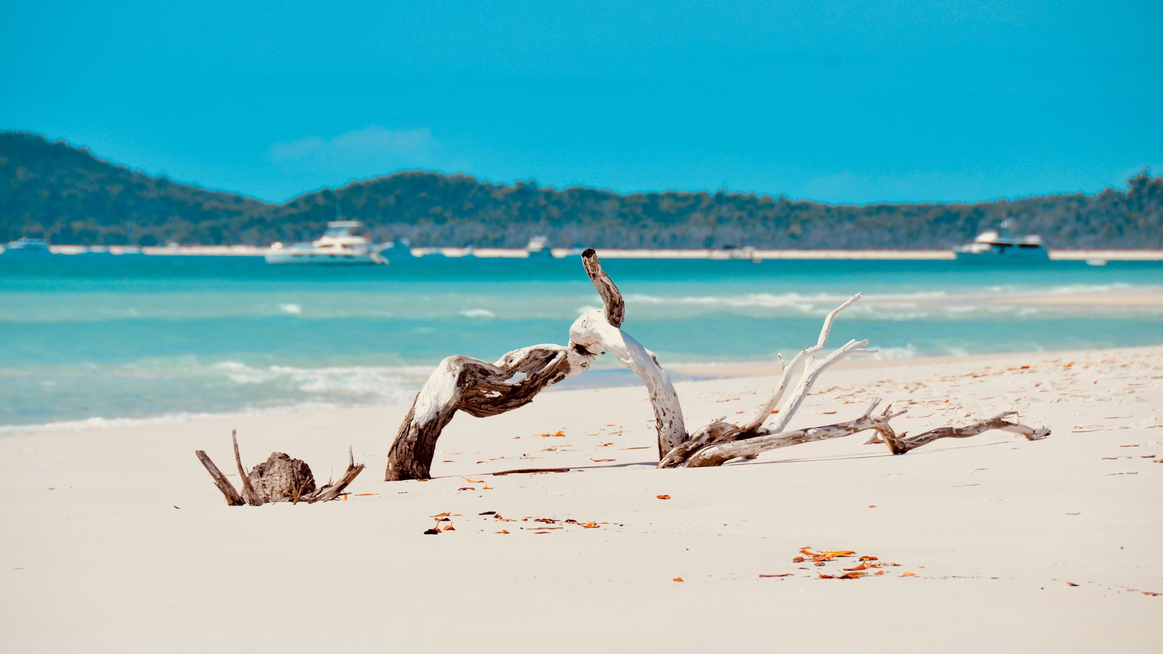 Frontier_Yachting_Whitsundays_2.jpg