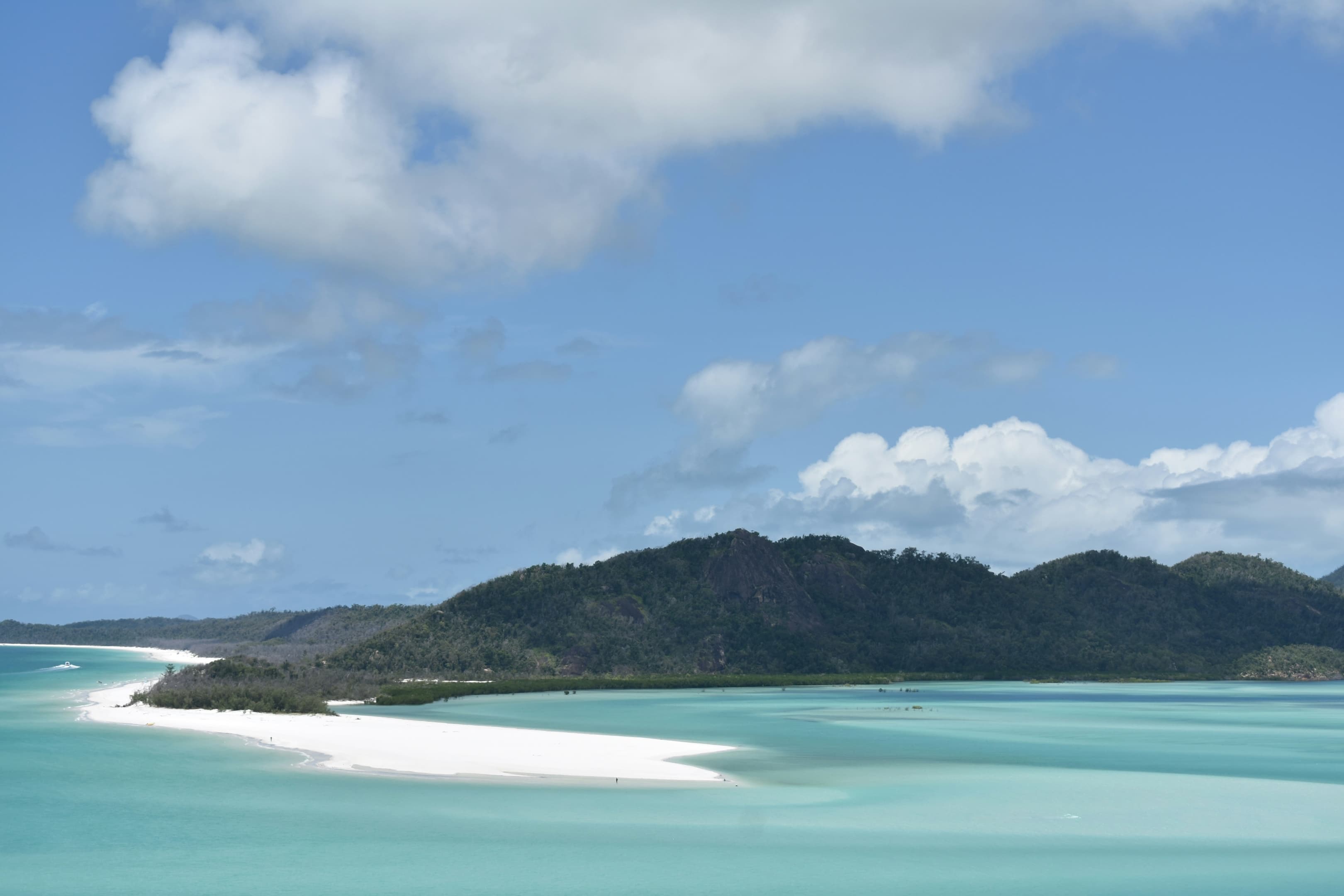 Frontier_Yachting_Whitsundays_7.jpg