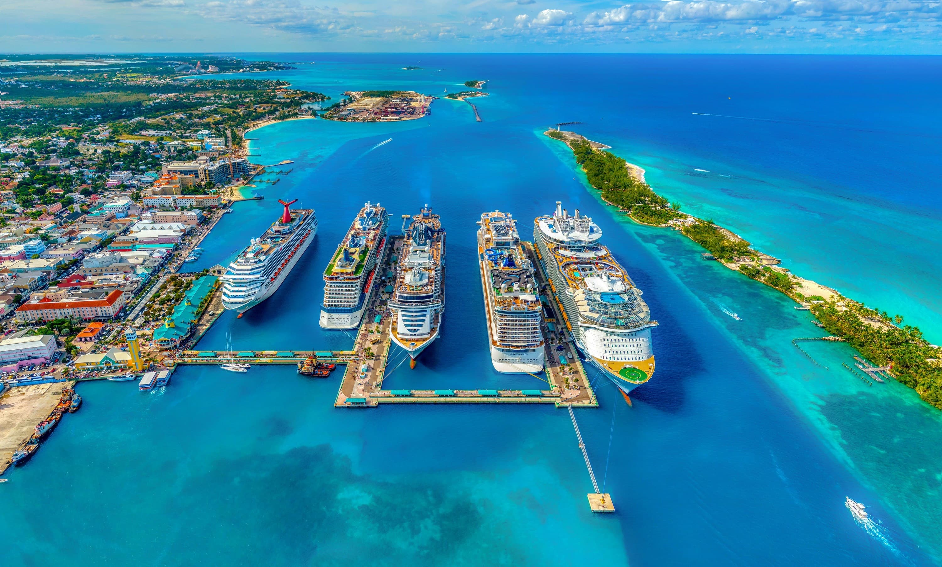 Frontier_Yachting_Bahamas_2.jpg