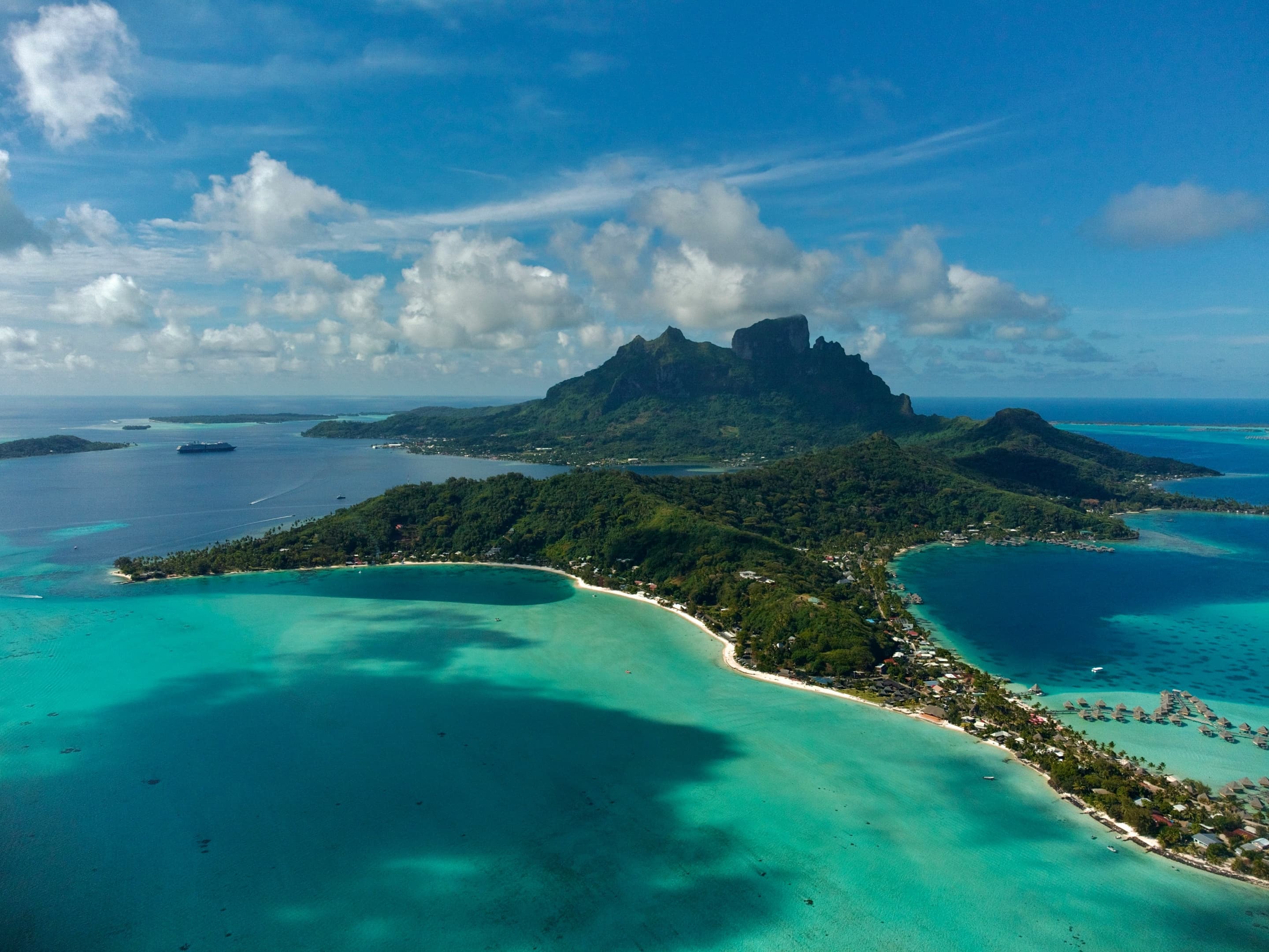 Frontier_Yachting_French_Polynesia_1.jpg