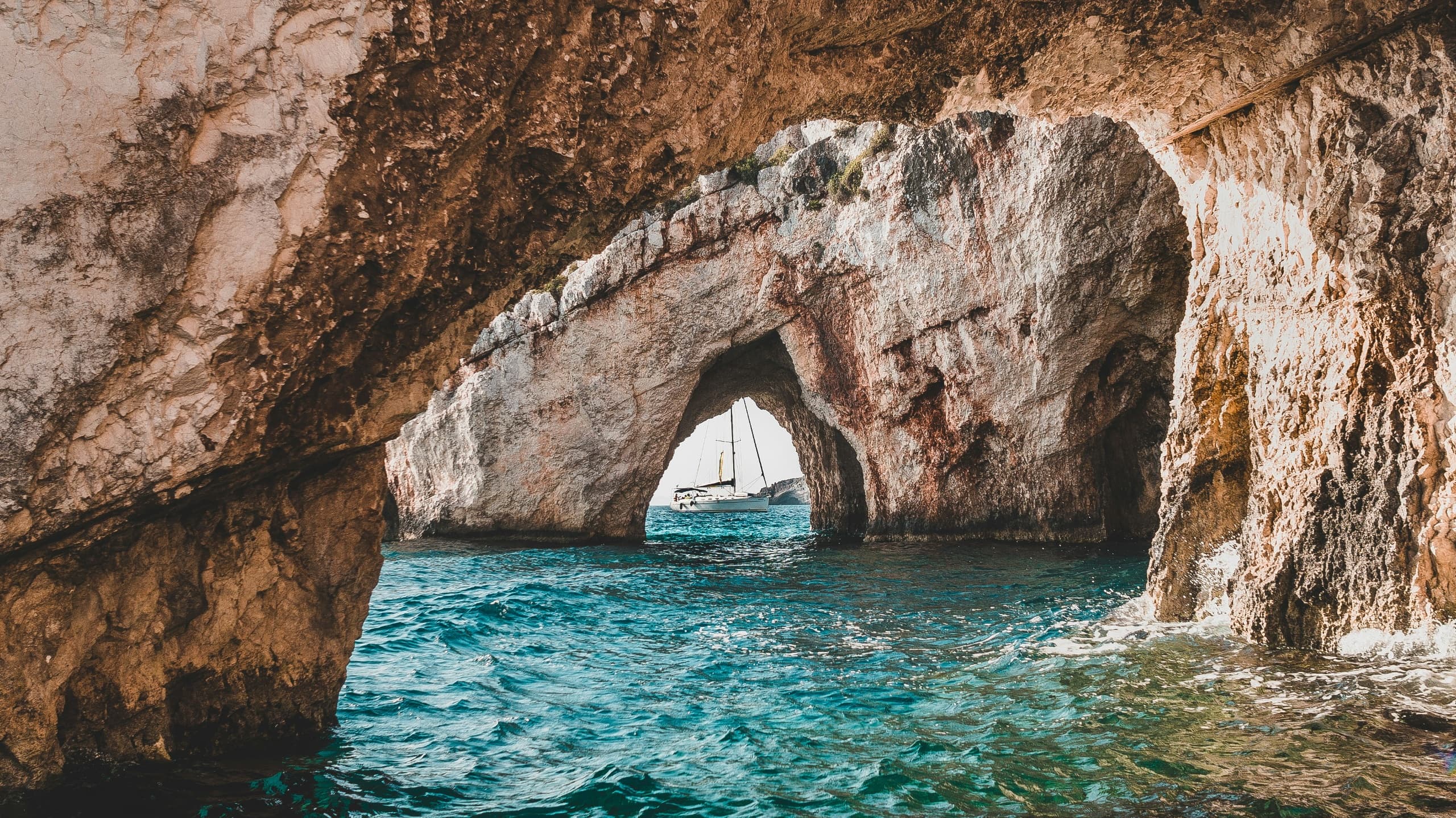 Frontier_Yachting_Amalfi_7.jpg