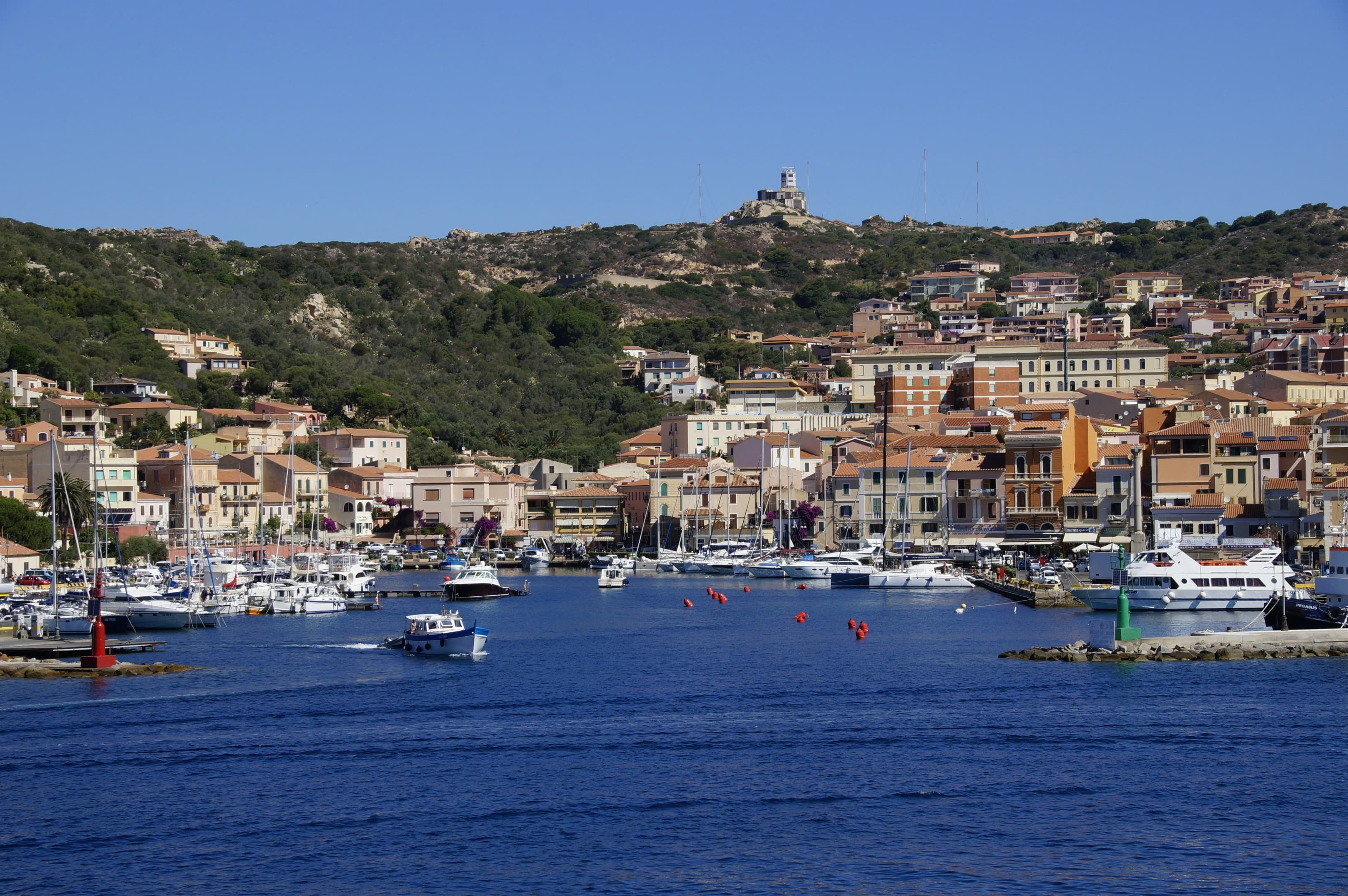 Frontier_Yachting_Sardinia_12.jpg