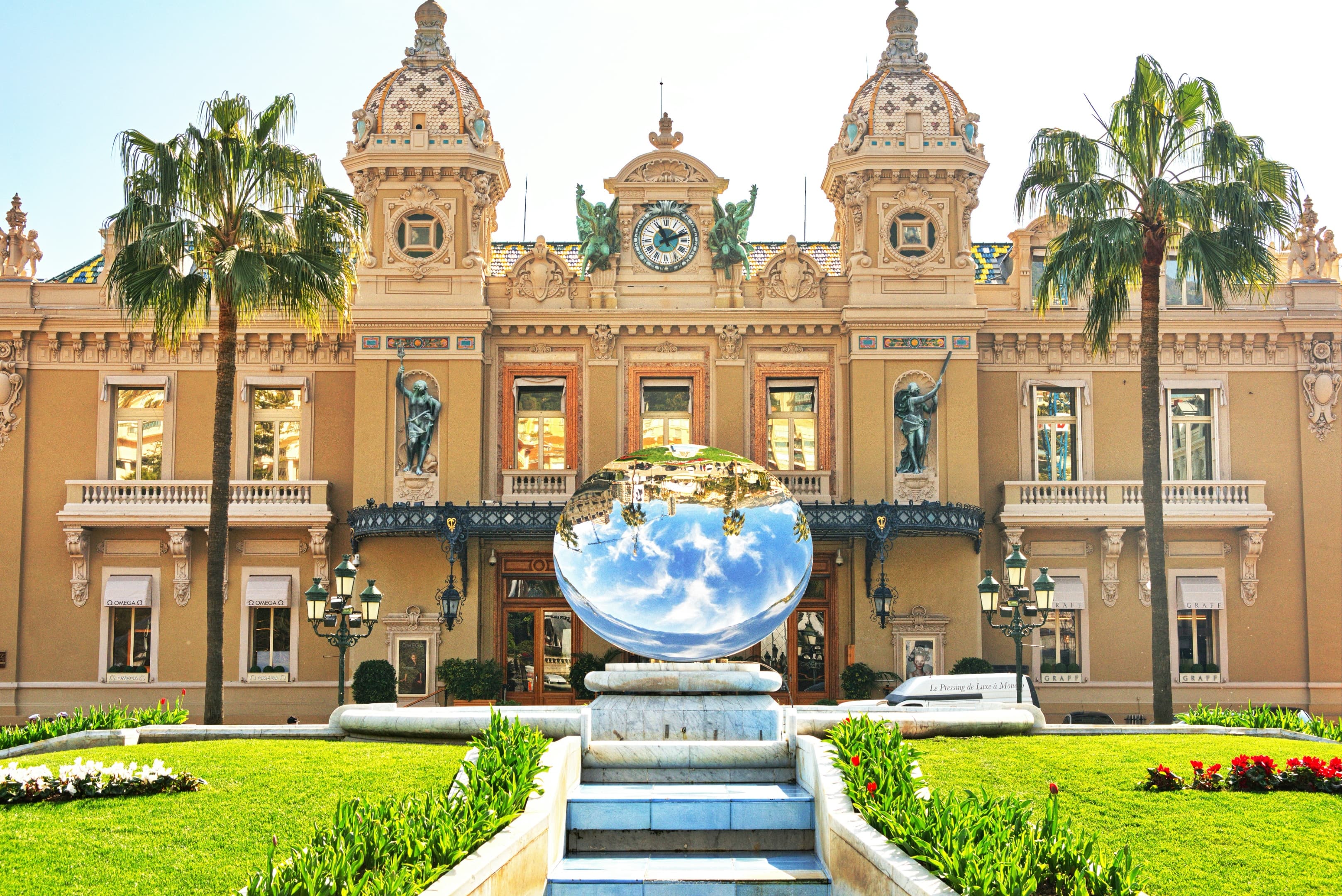 Frontier_Yachting_Monaco_7.jpg