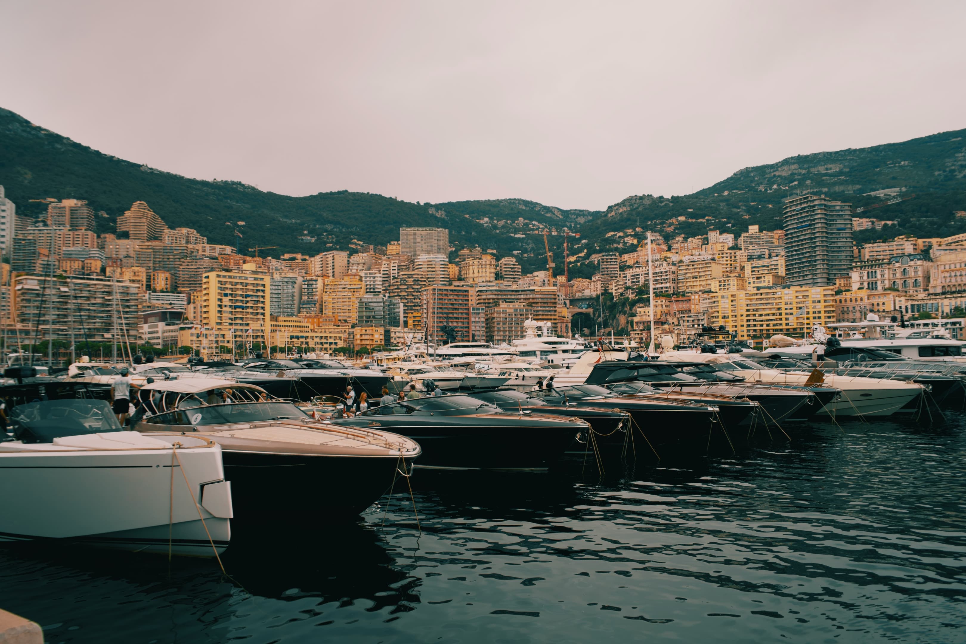 Frontier_Yachting_Monaco_10.jpg
