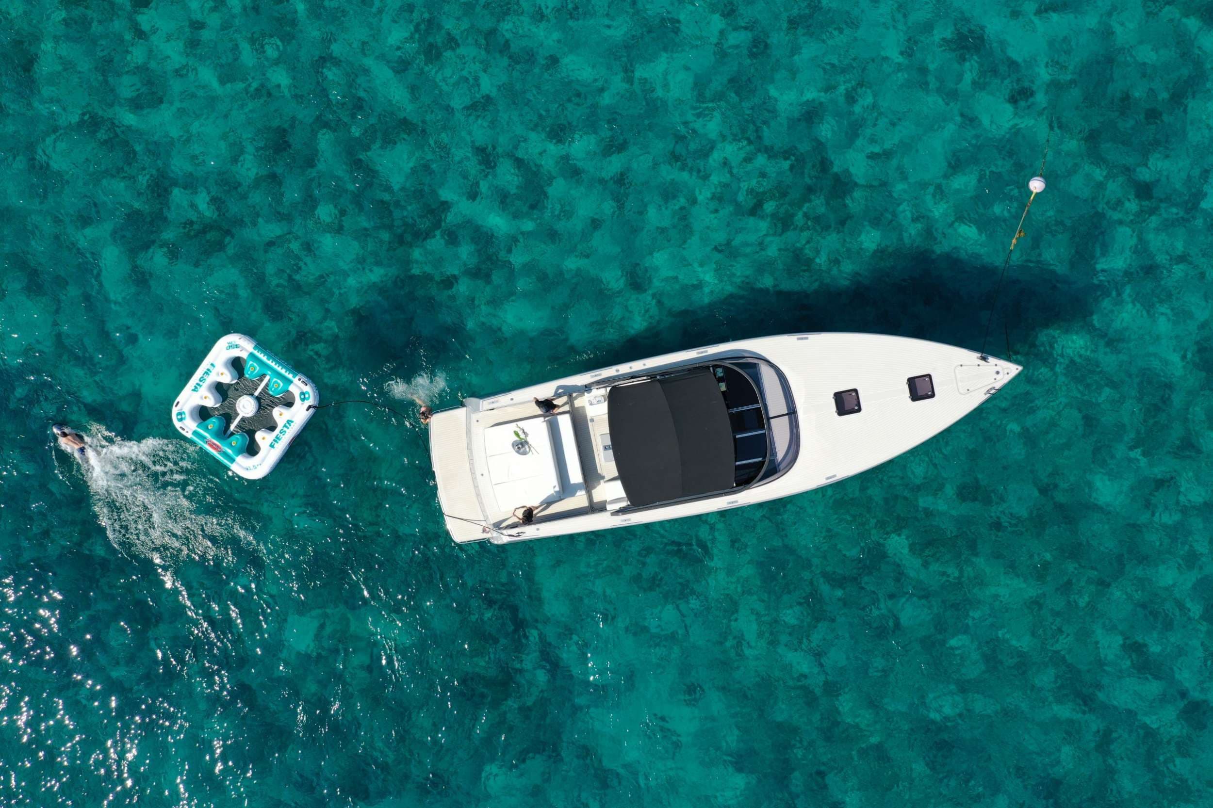 yachtPic13