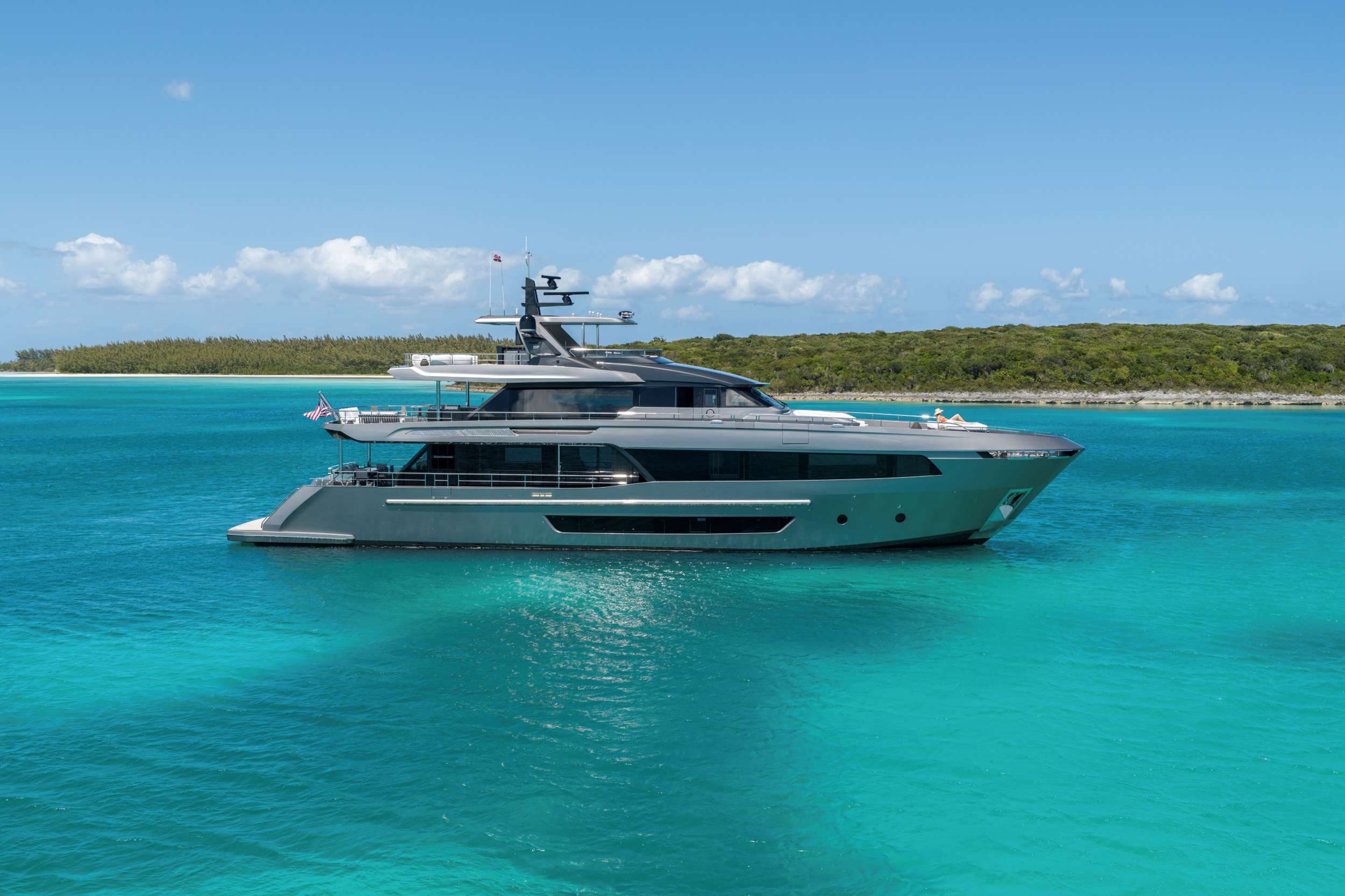 yachtPic1