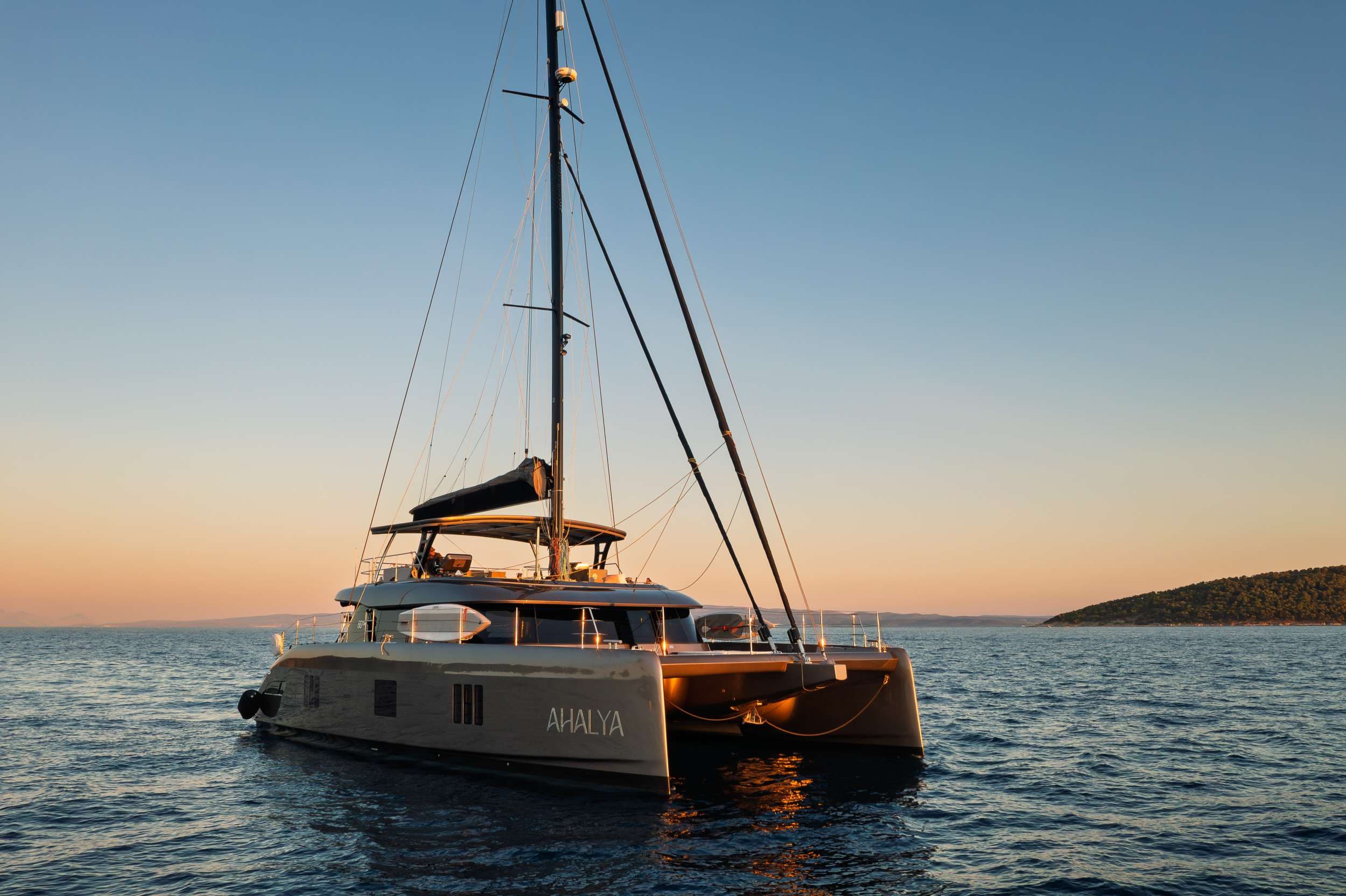 AHALYA, 18m catamaran
