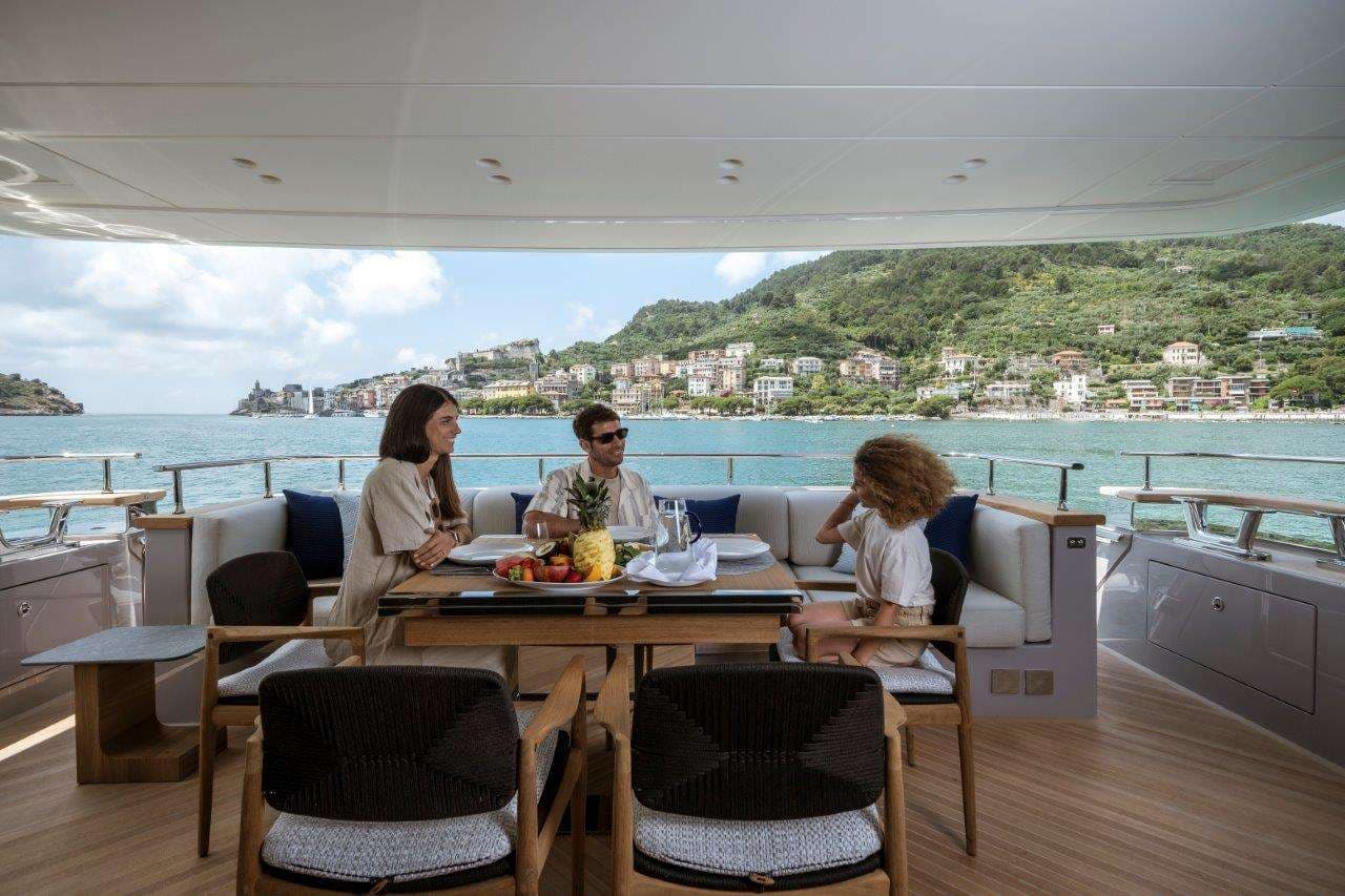 yachtPic13