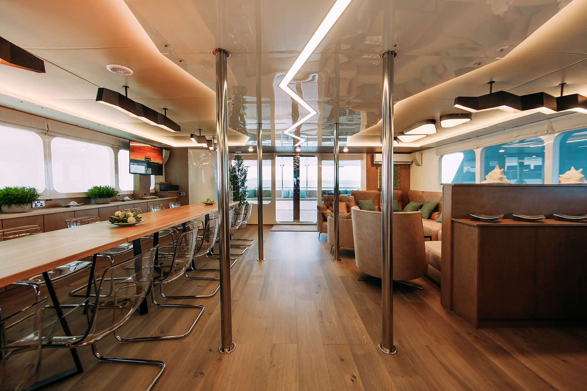 yachtPic11
