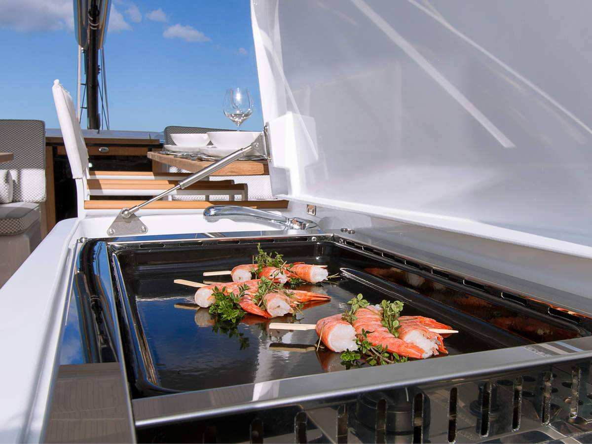 yachtPic16