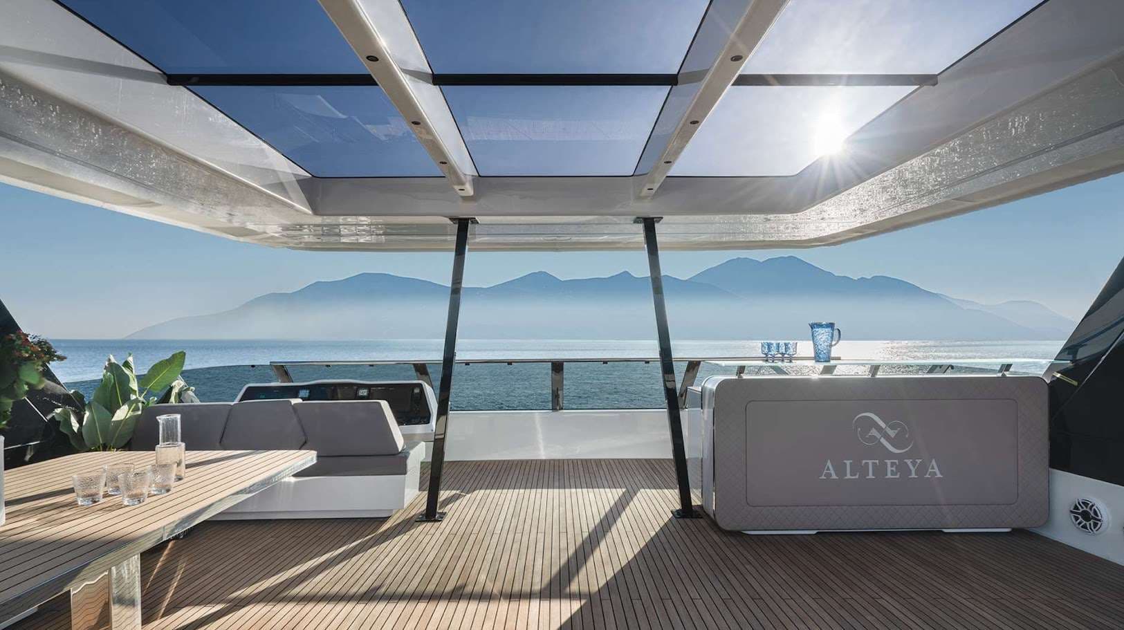 yachtPic10