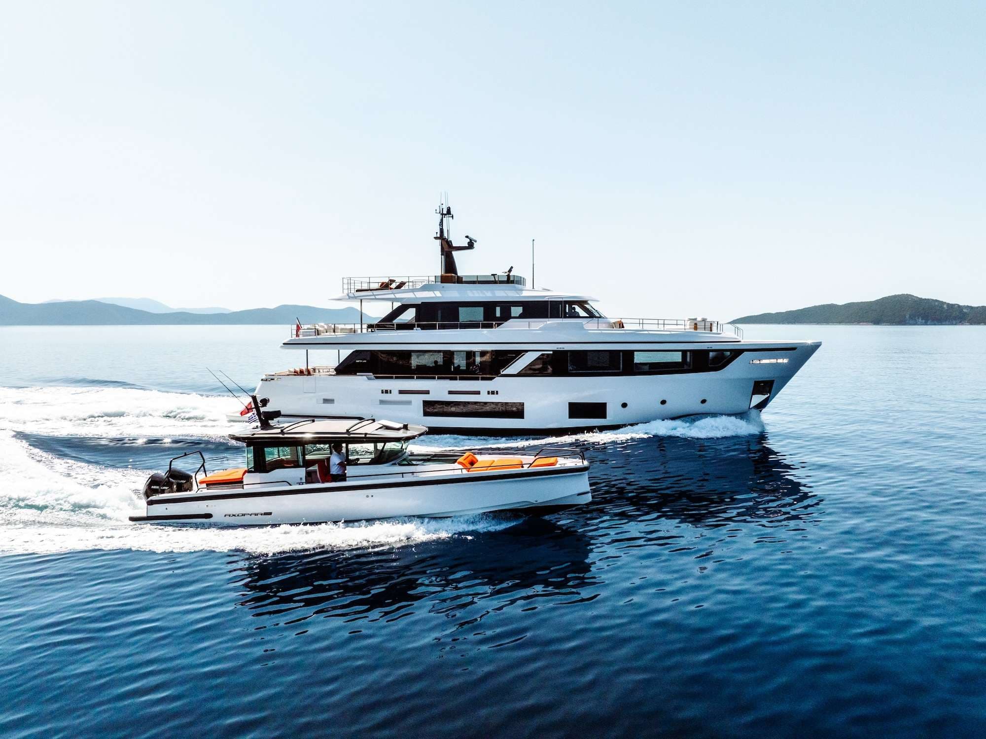 AT ONE, 28m motor yacht