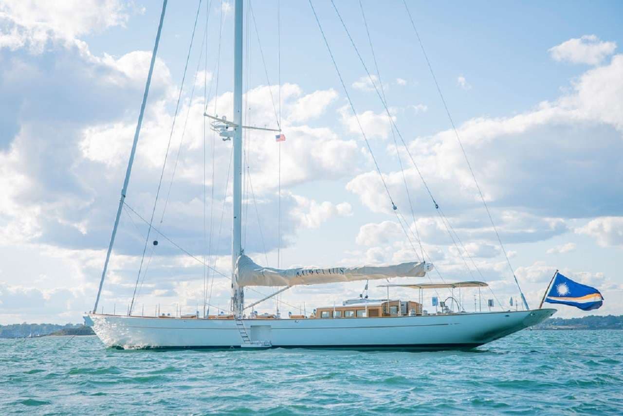 yachtPic18