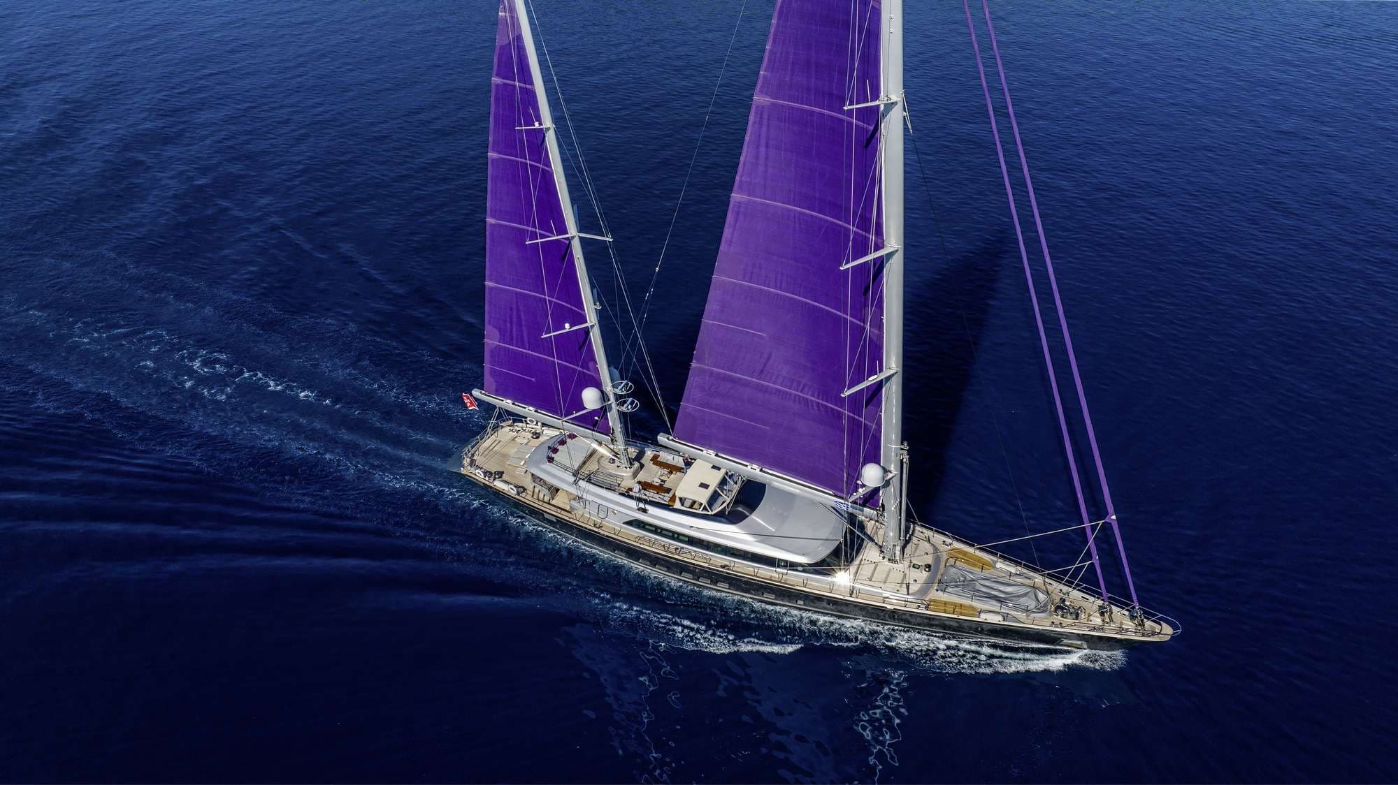 yachtPic1
