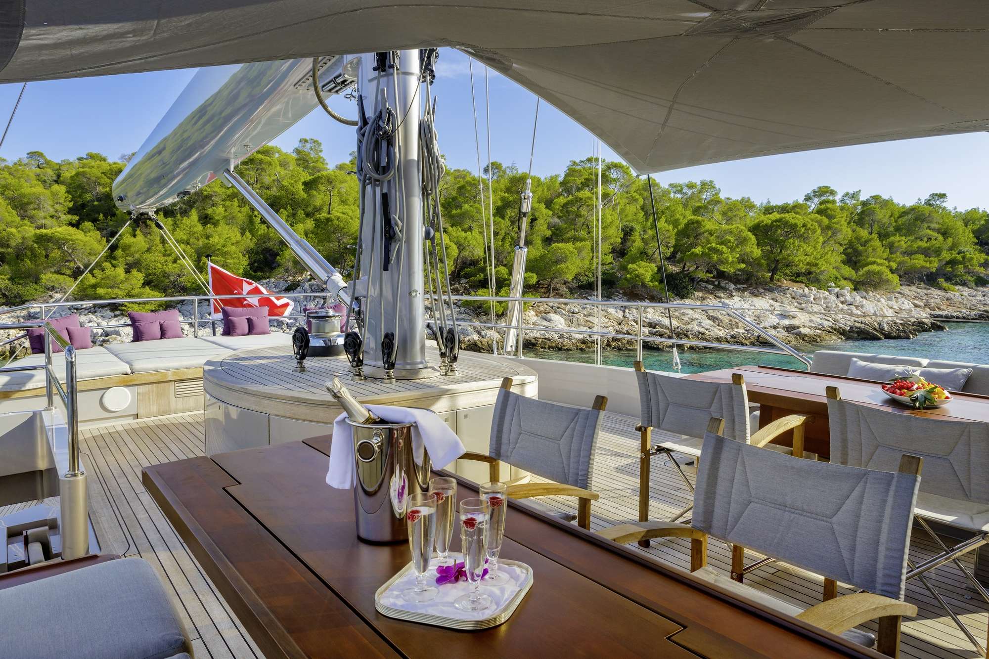 yachtPic14