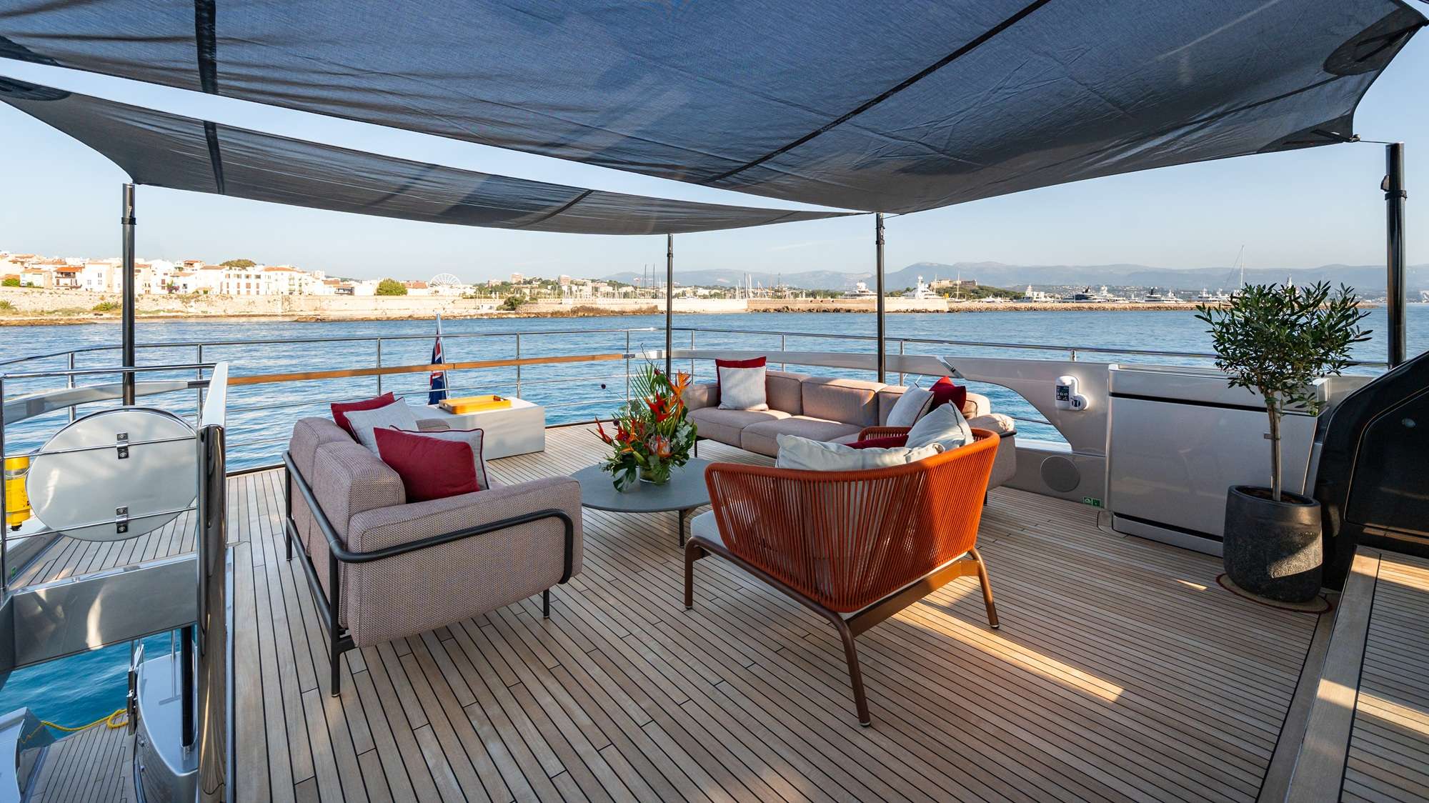 yachtPic15