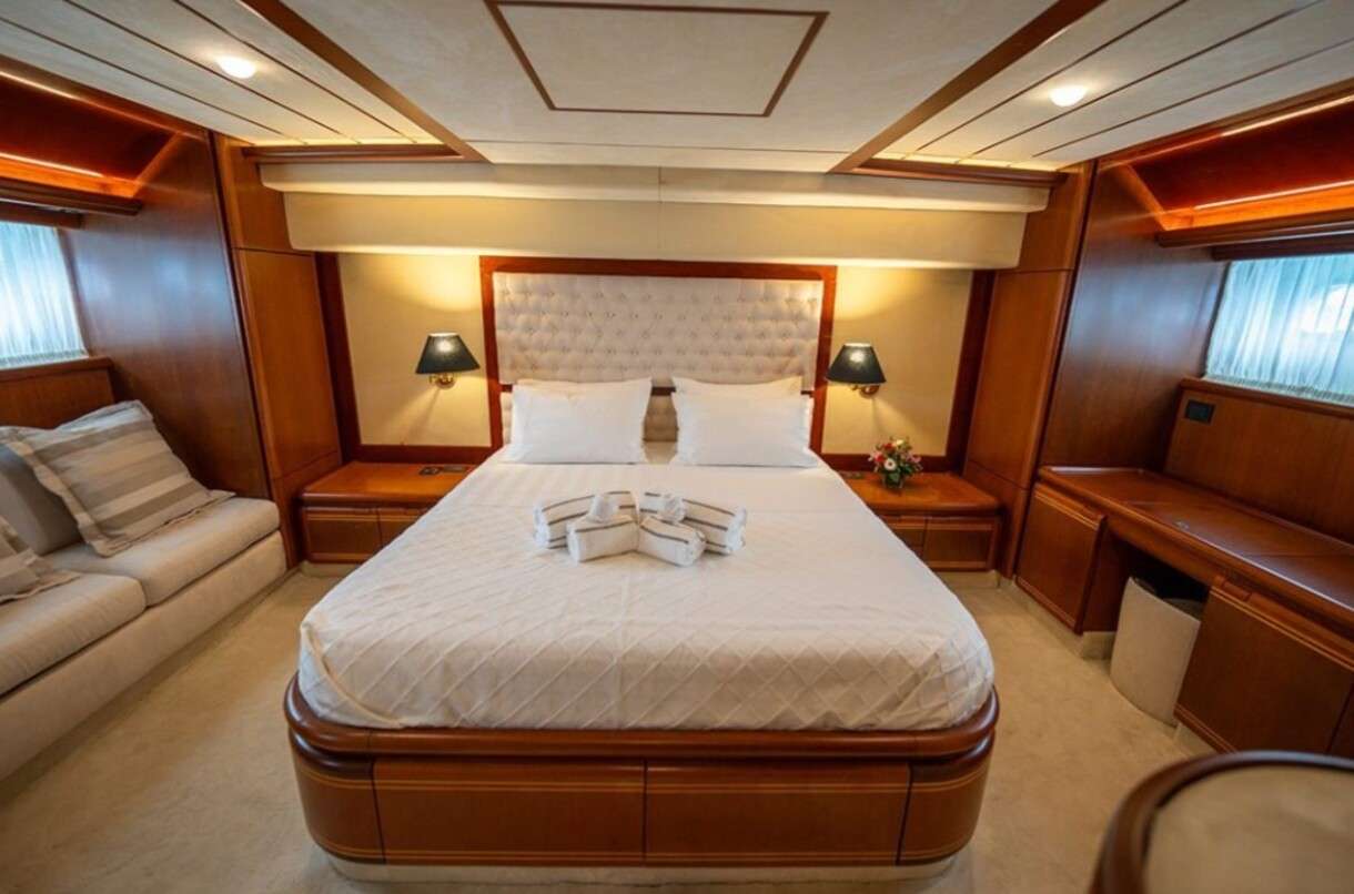 yachtPic6