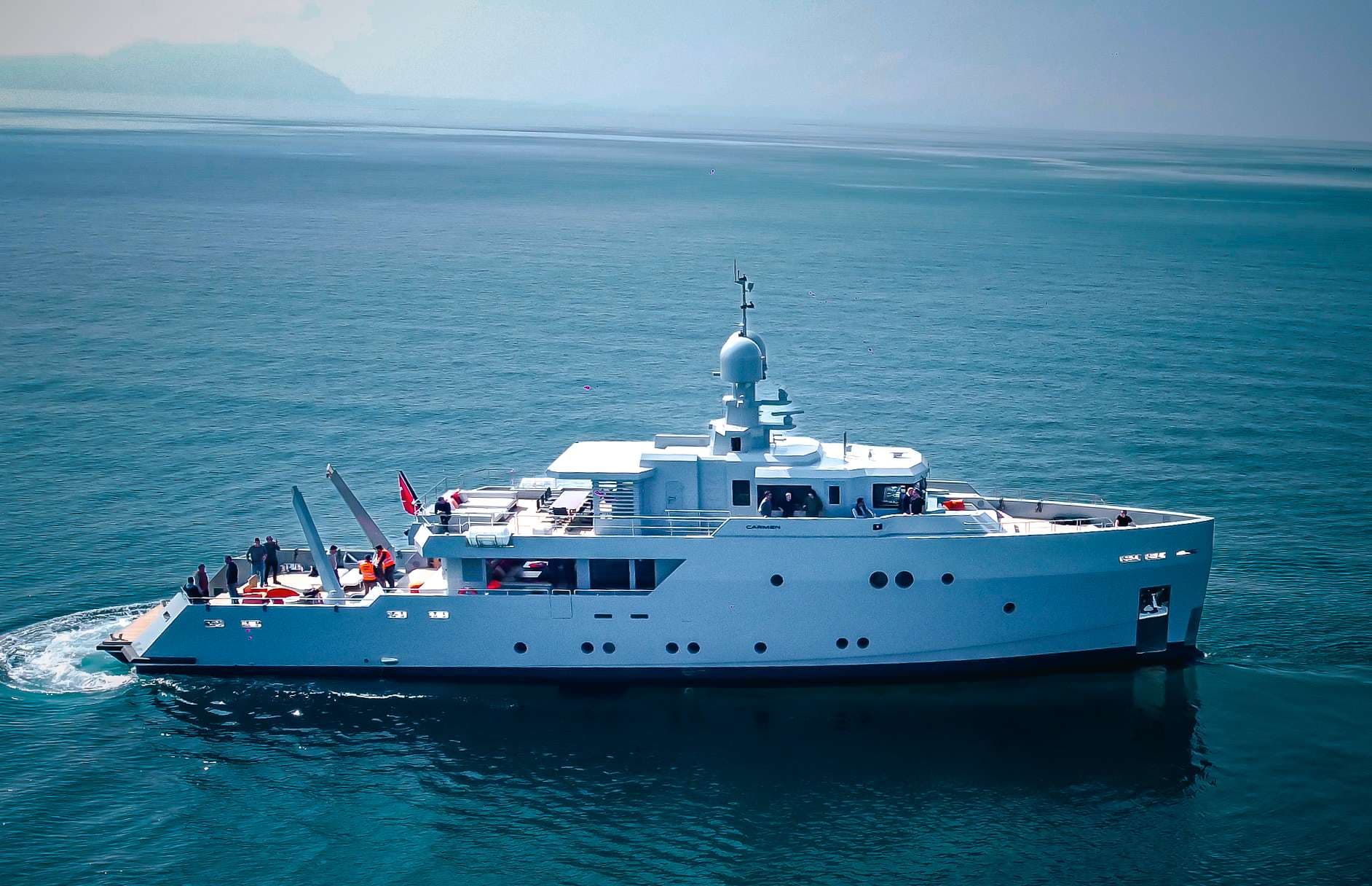 yachtPic18
