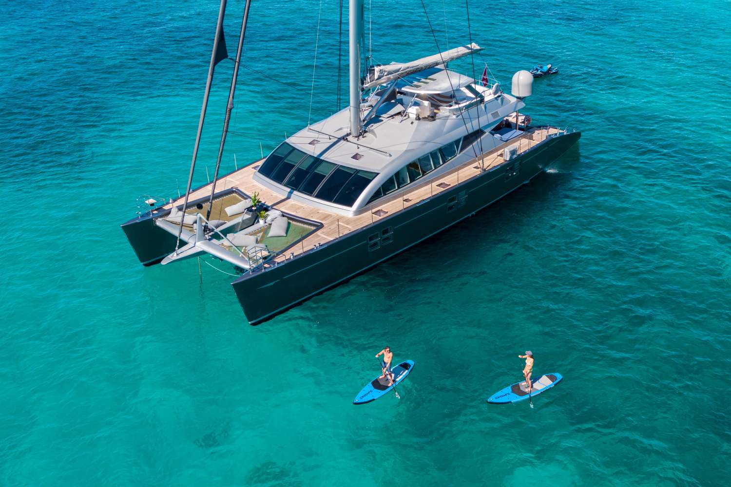 yachtPic1