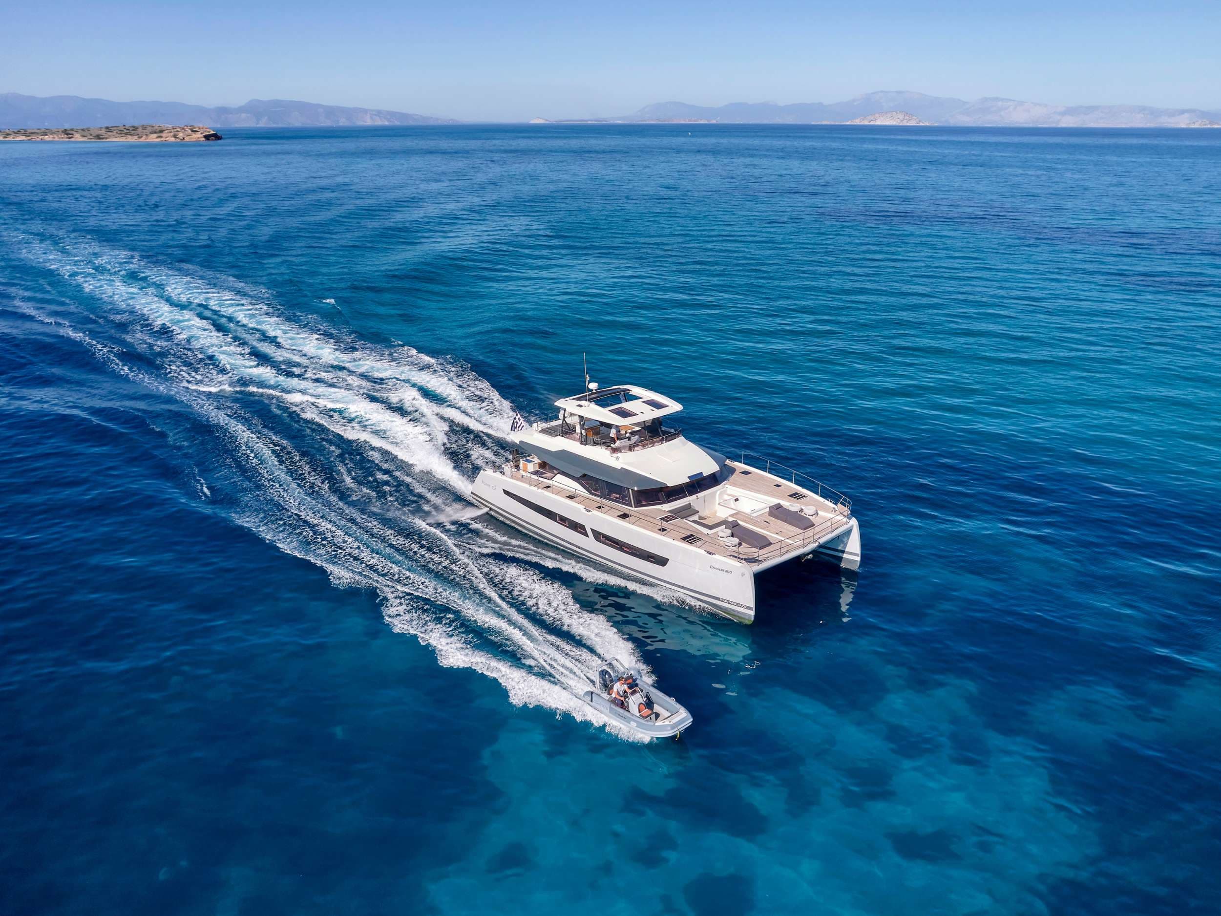 yachtPic1