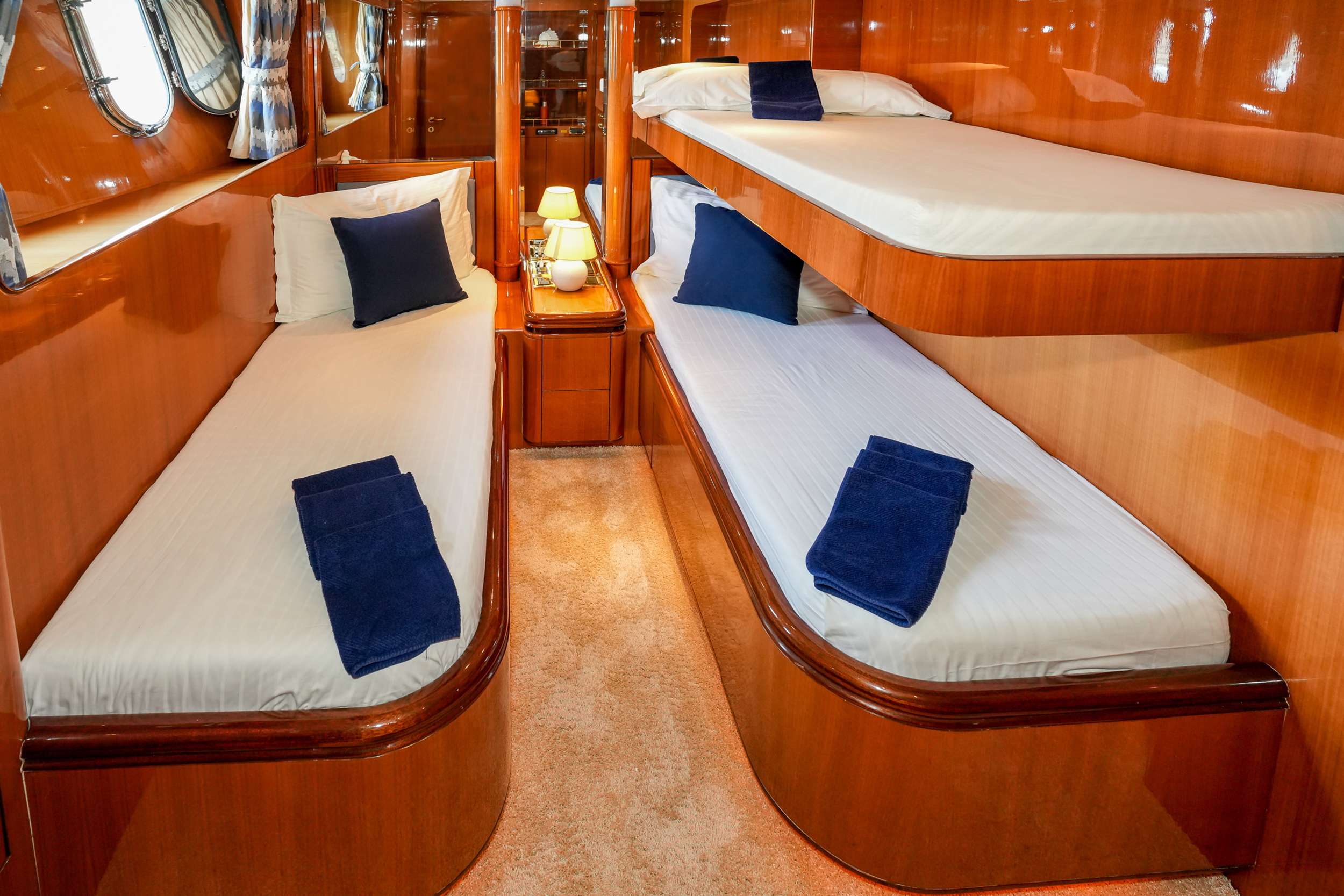 yachtPic8