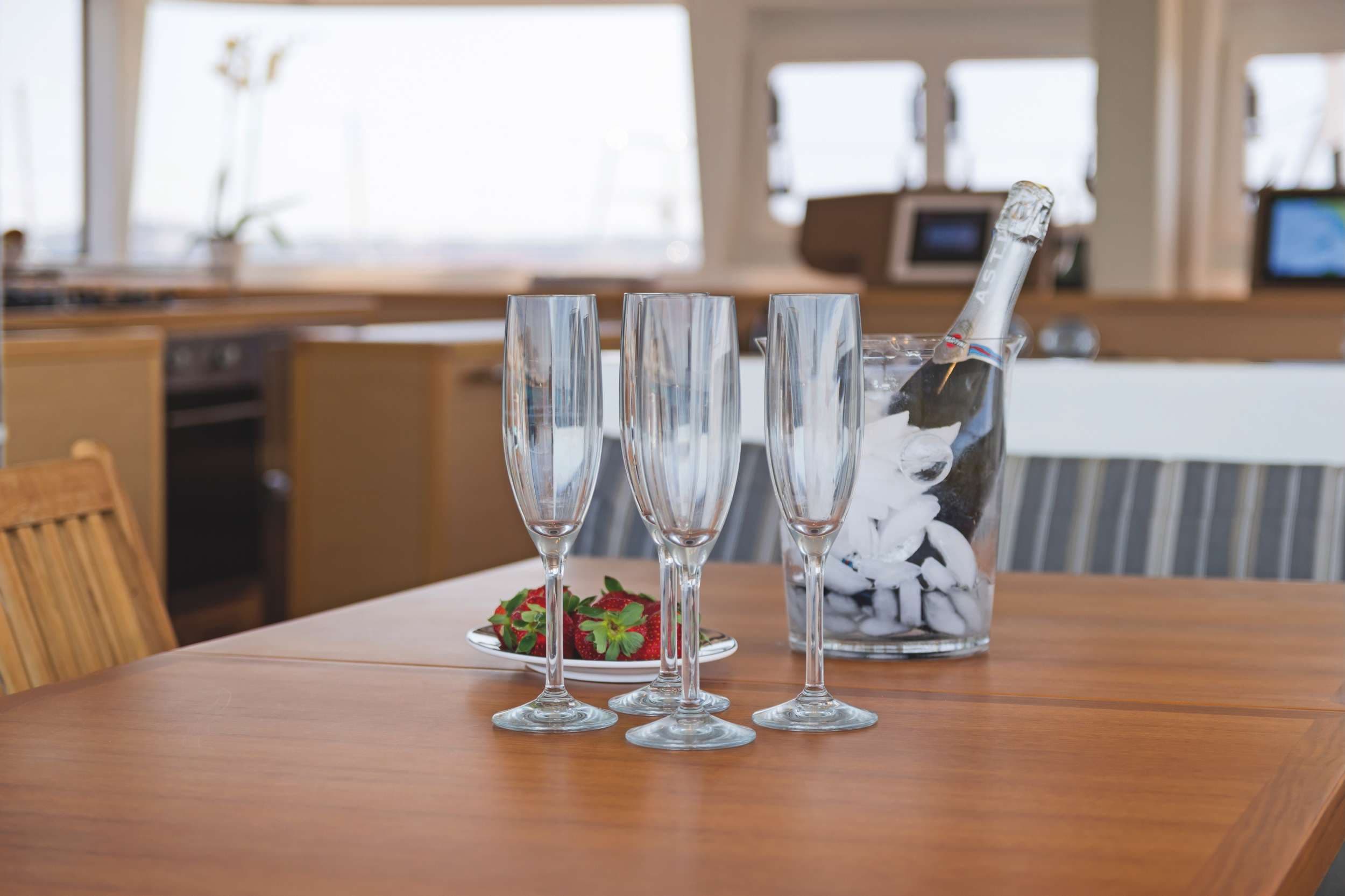 yachtPic19