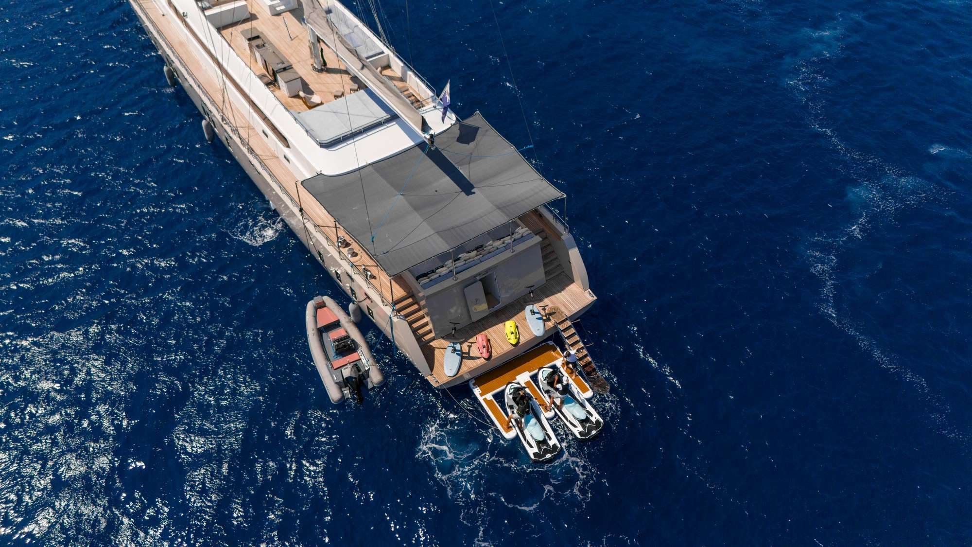 yachtPic18