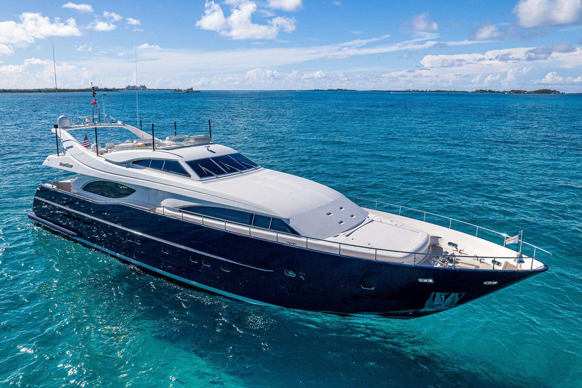 yachtPic1