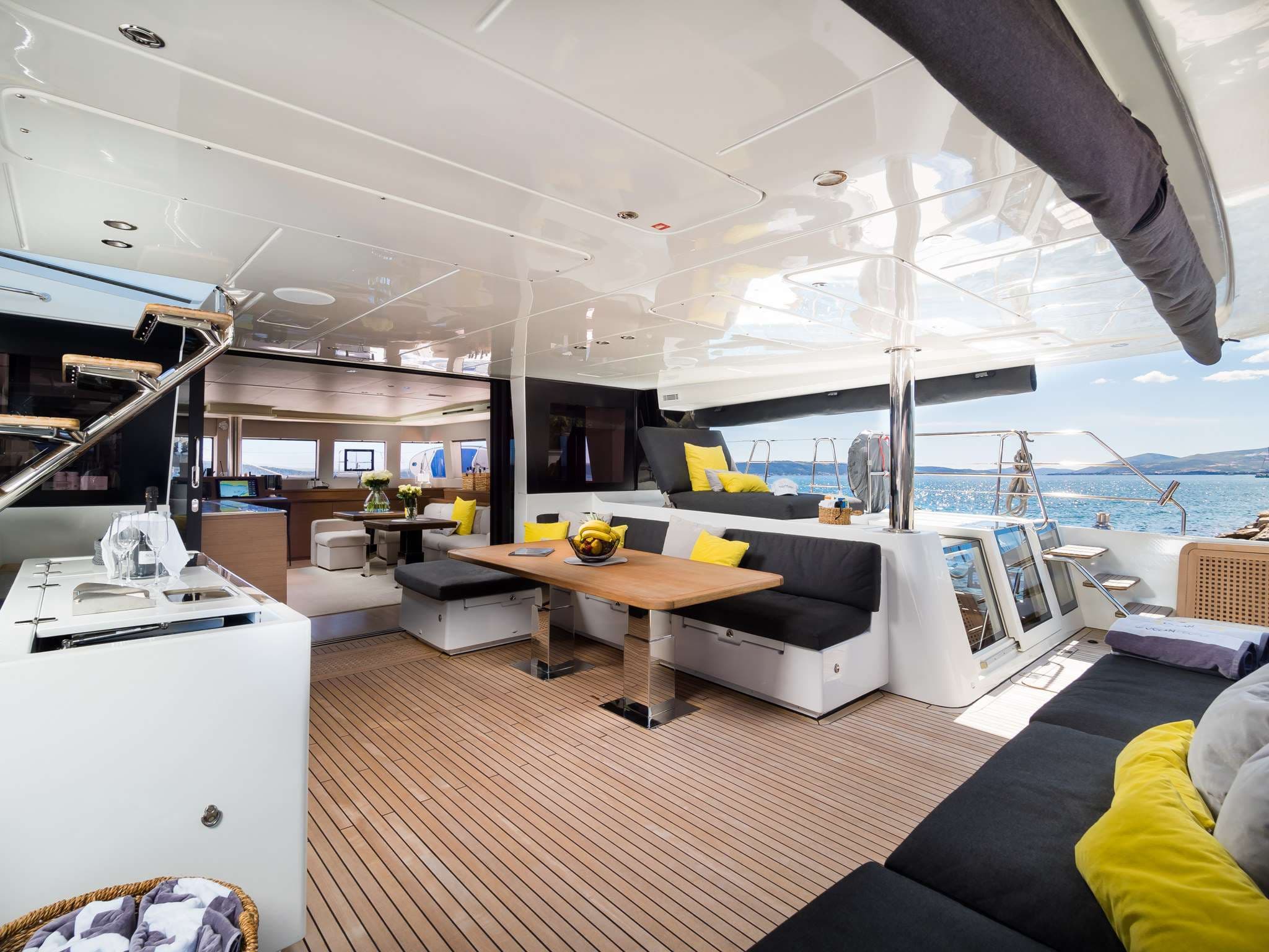 yachtPic19