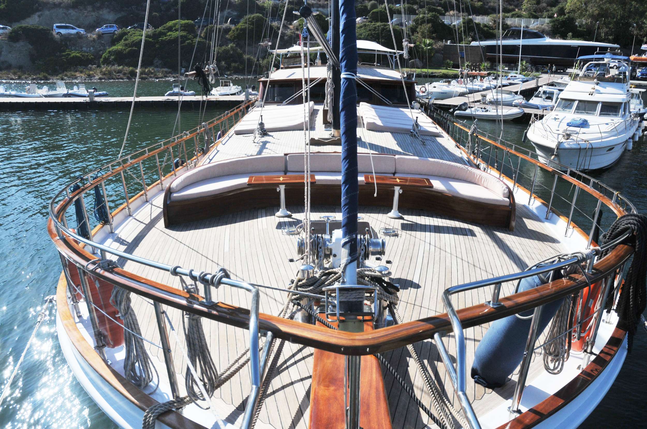 yachtPic19