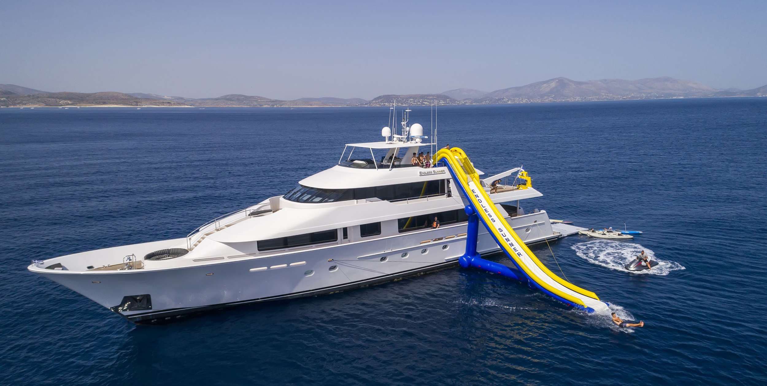 yachtPic1
