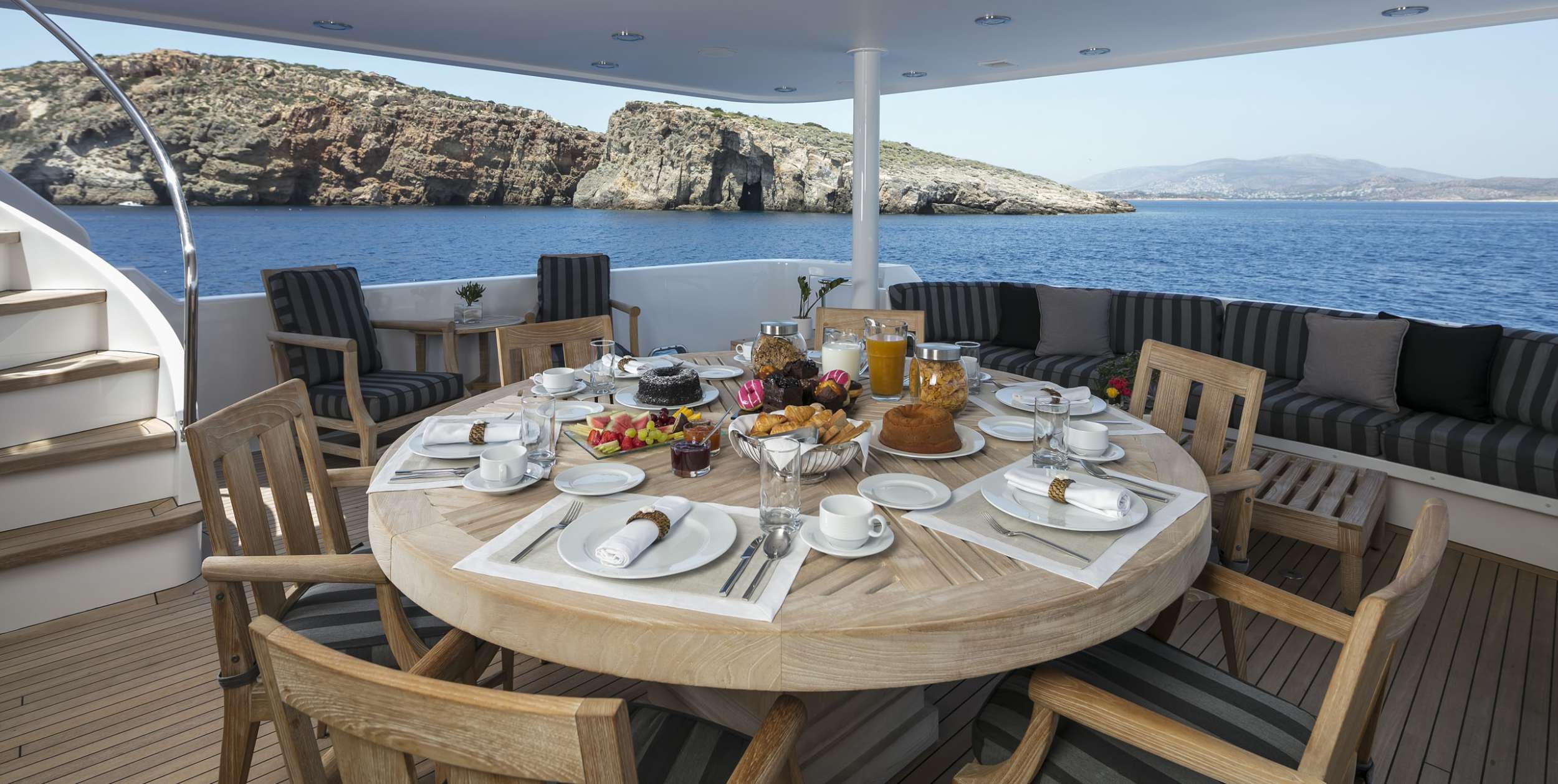 yachtPic5