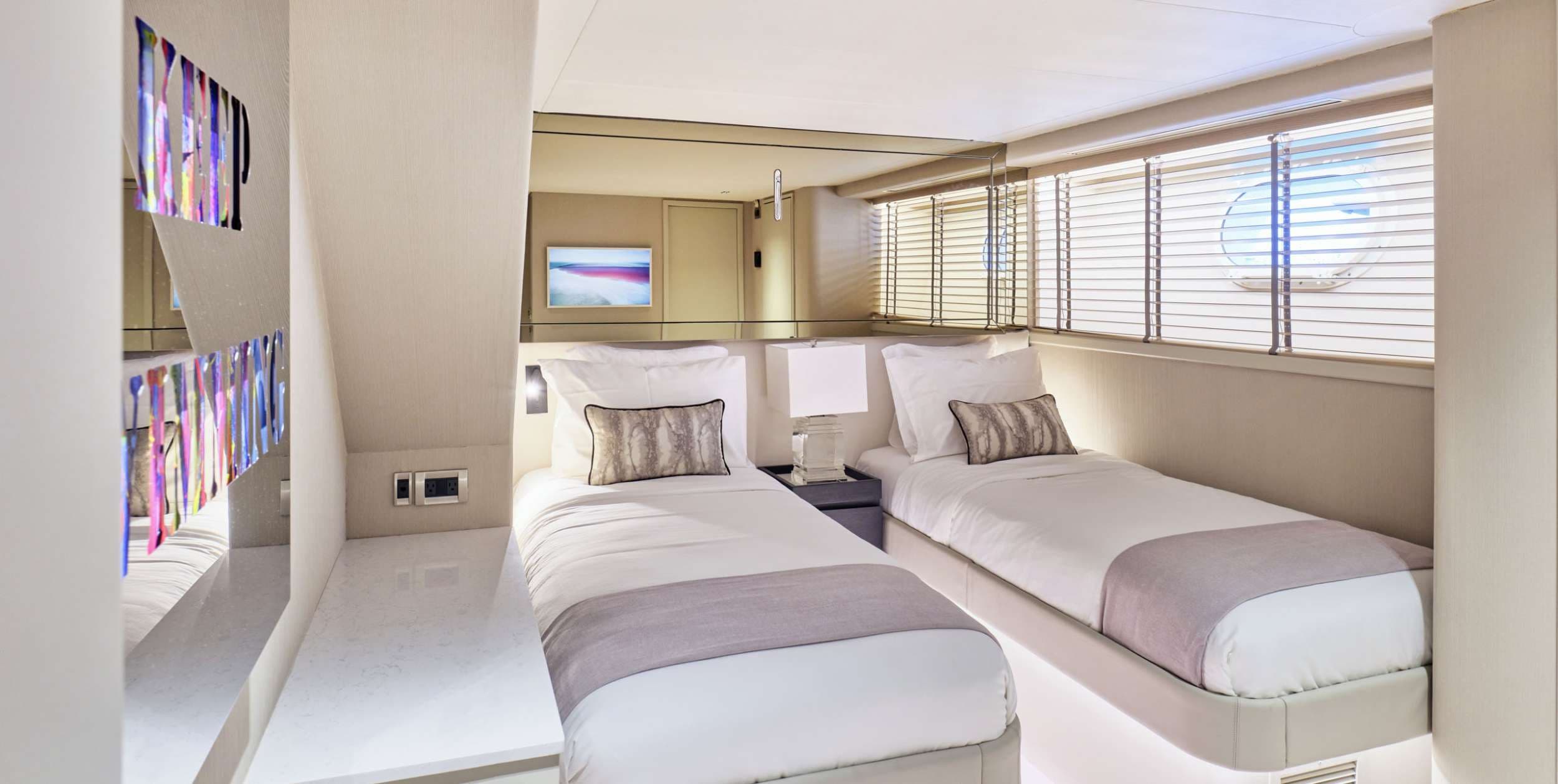 yachtPic10