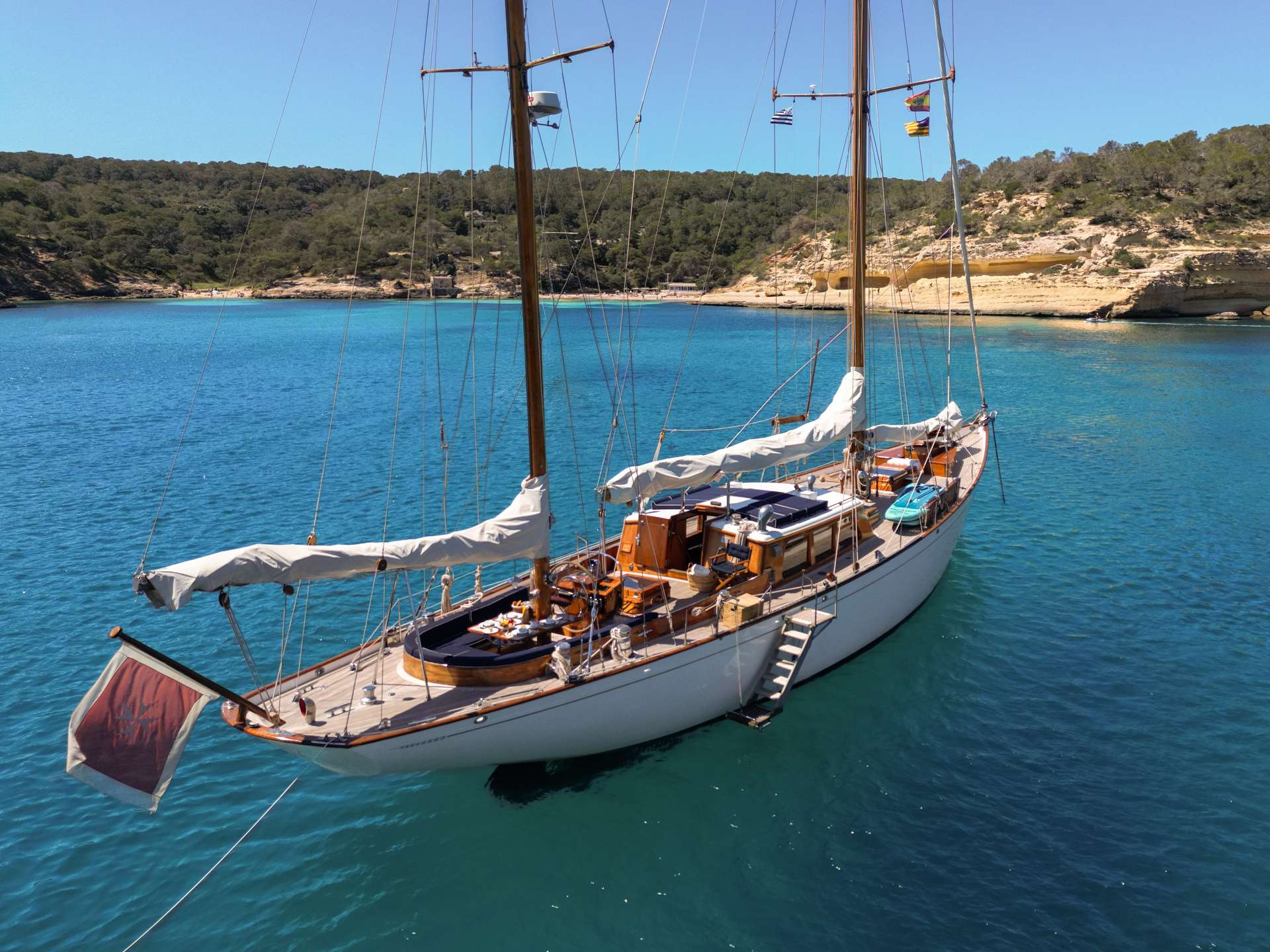 yachtPic1