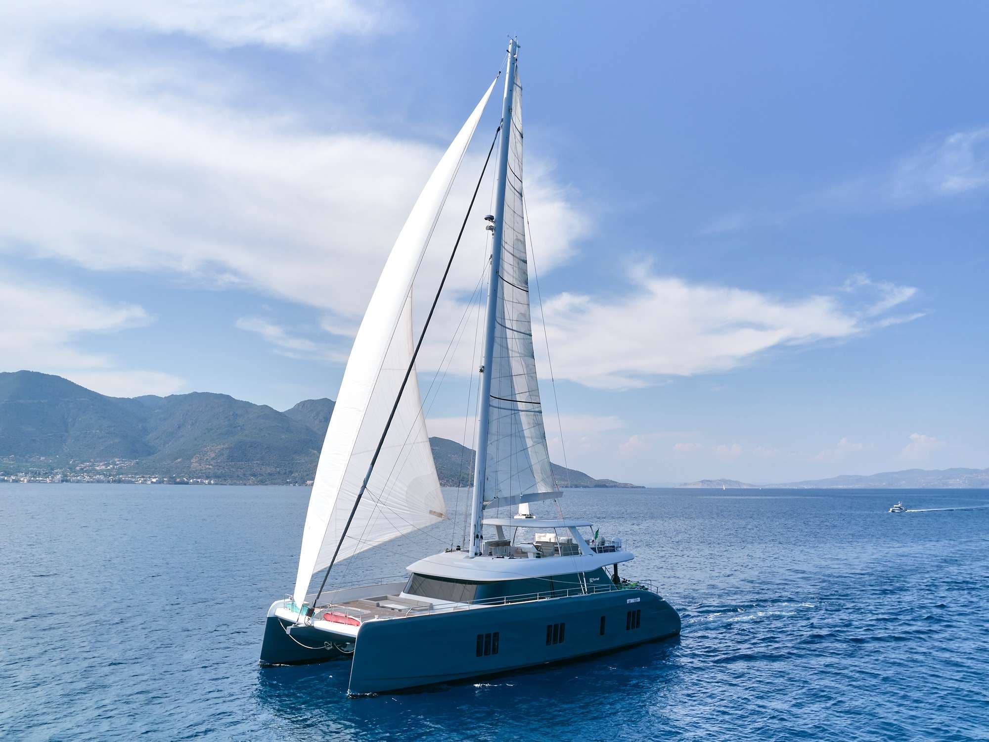 yachtPic1