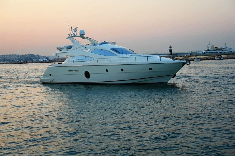 yachtPic17