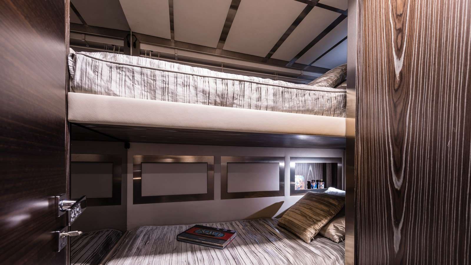 yachtPic16