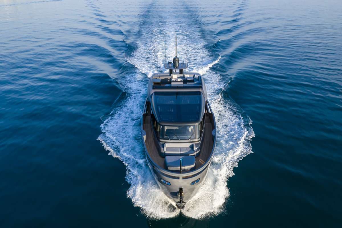 yachtPic11