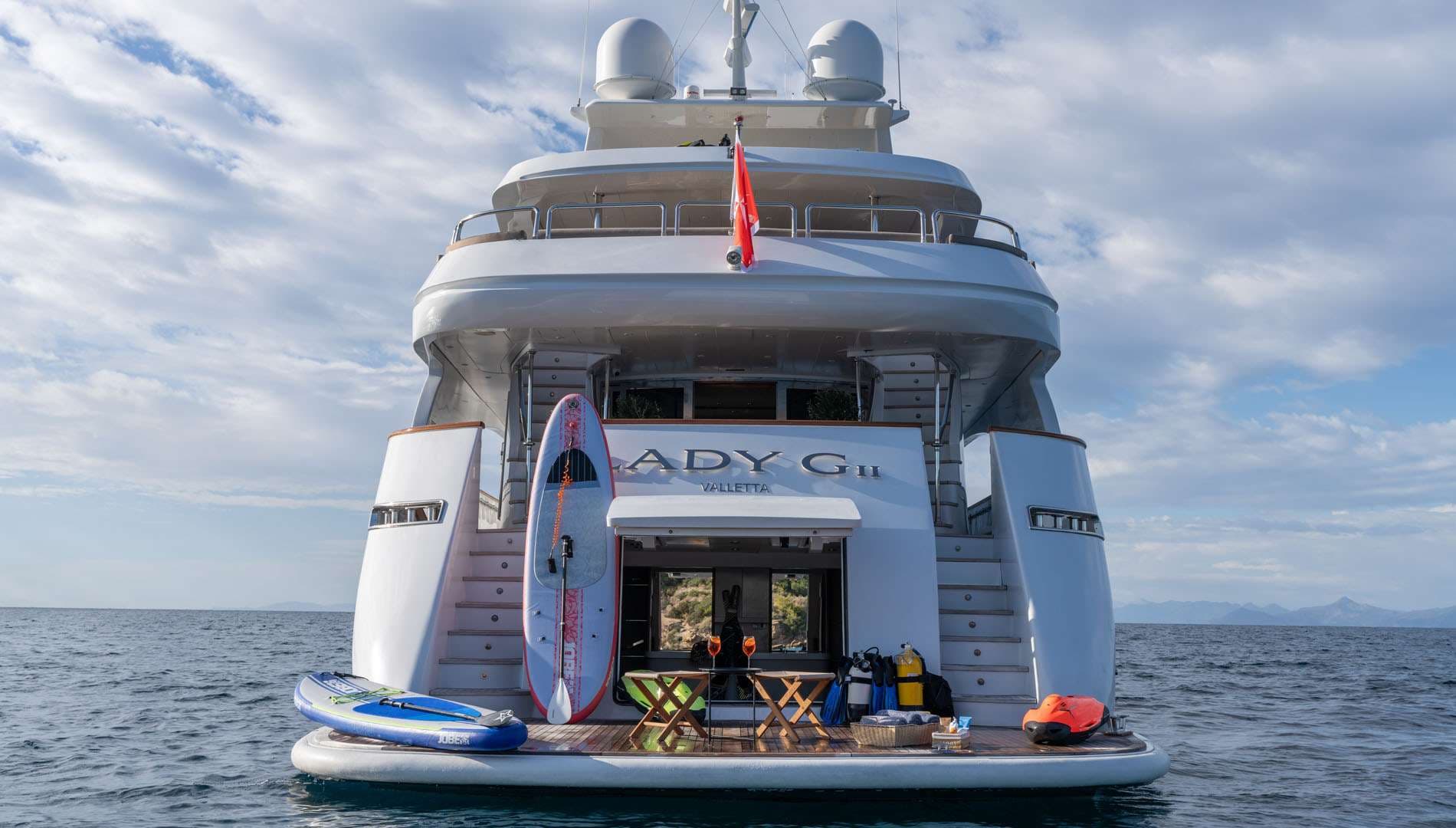 yachtPic18
