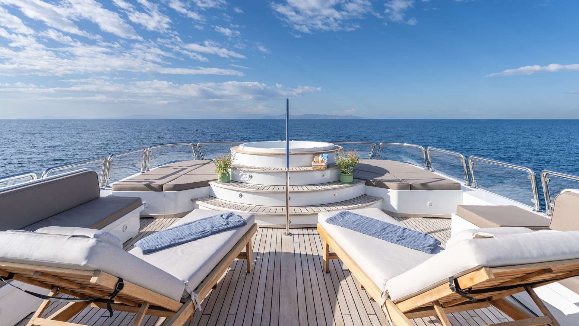 yachtPic14