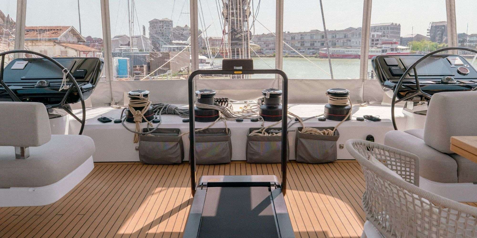 yachtPic14