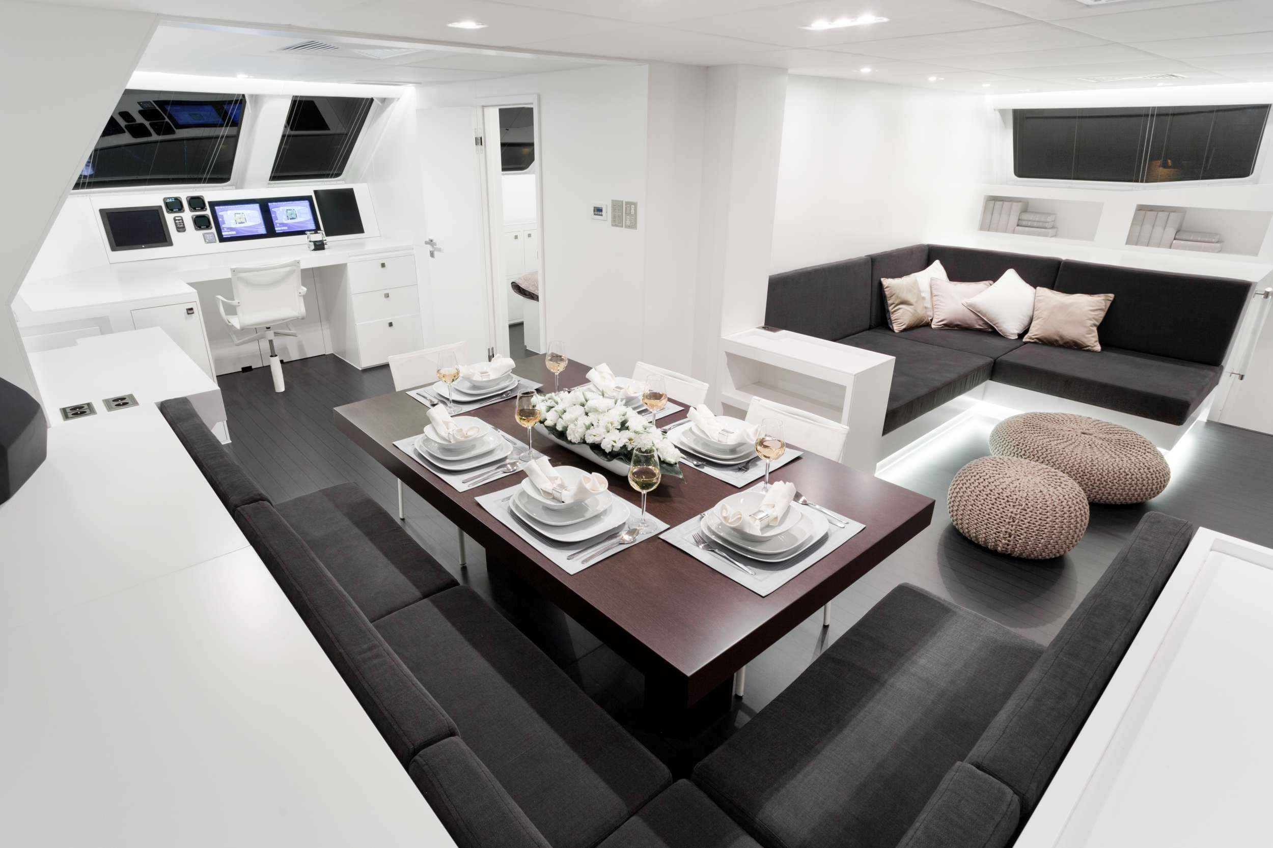 yachtPic2