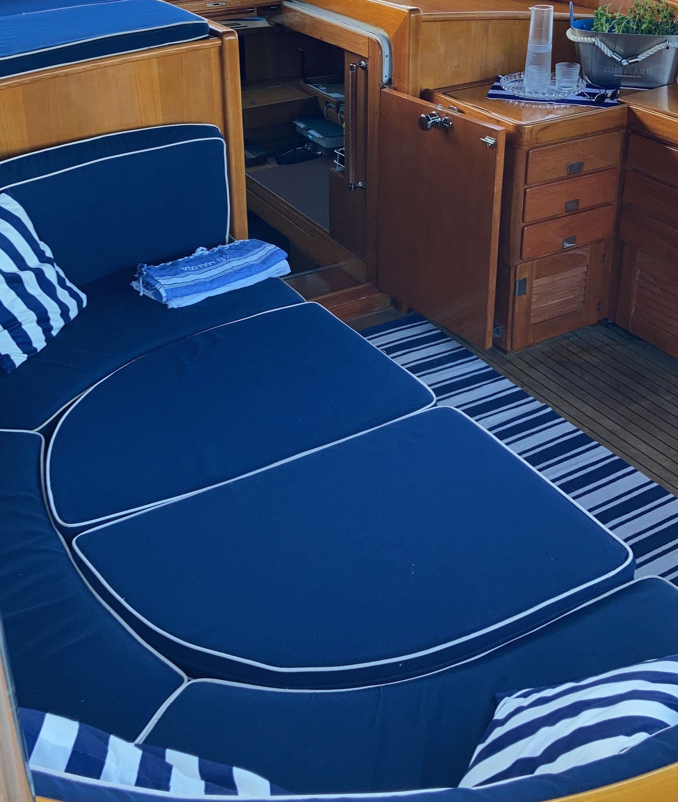 yachtPic5