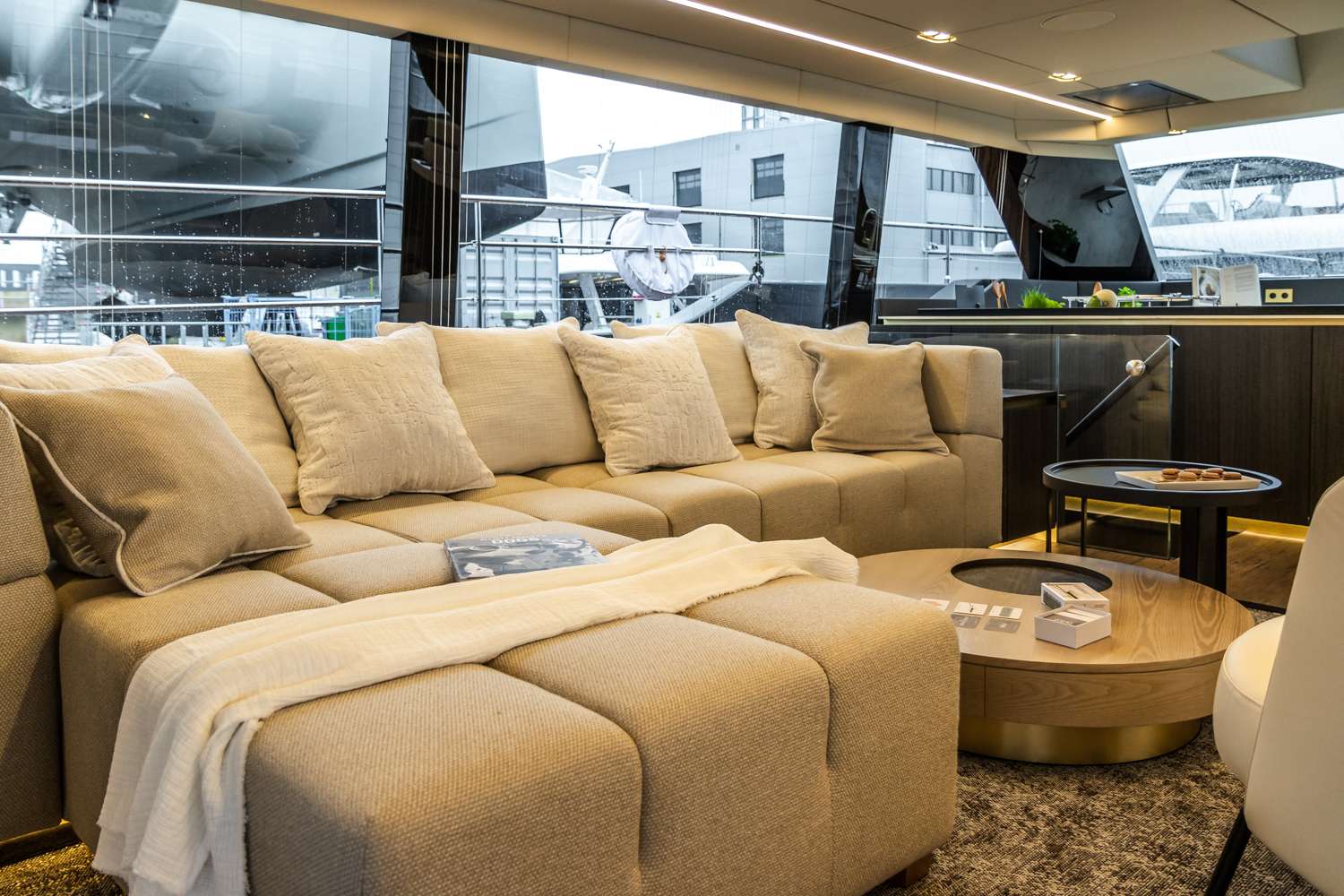 yachtPic11