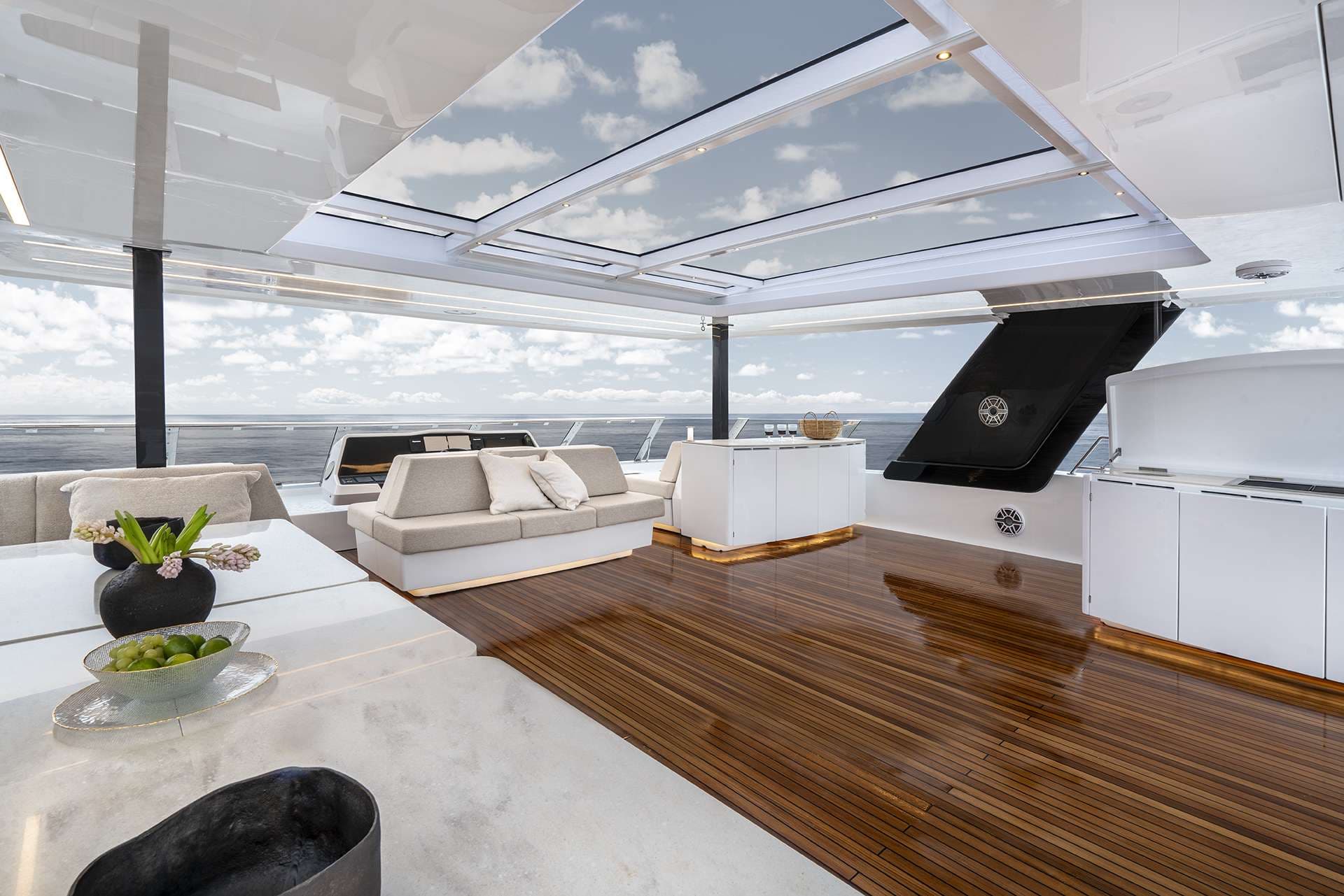 yachtPic5