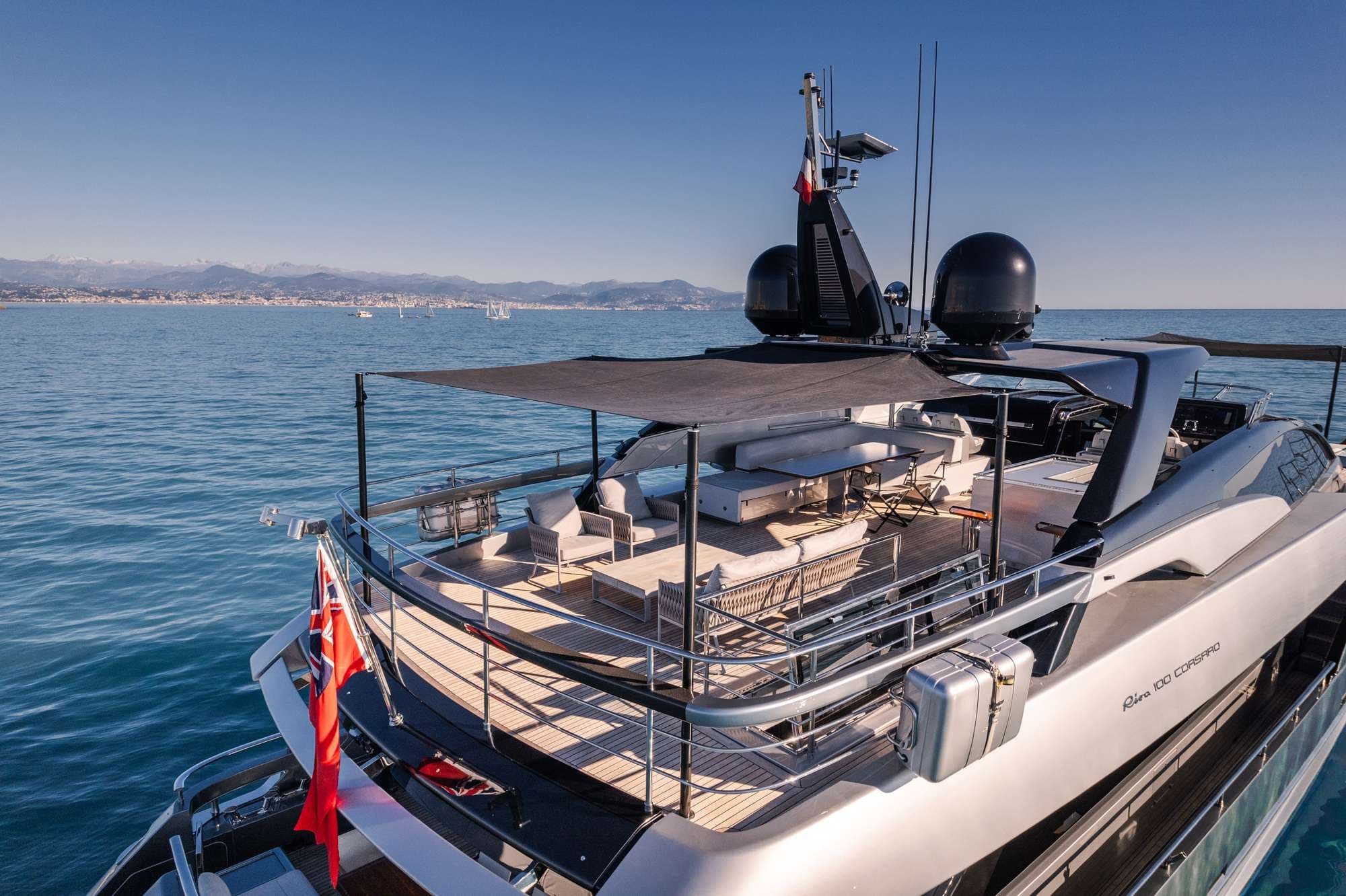 yachtPic13