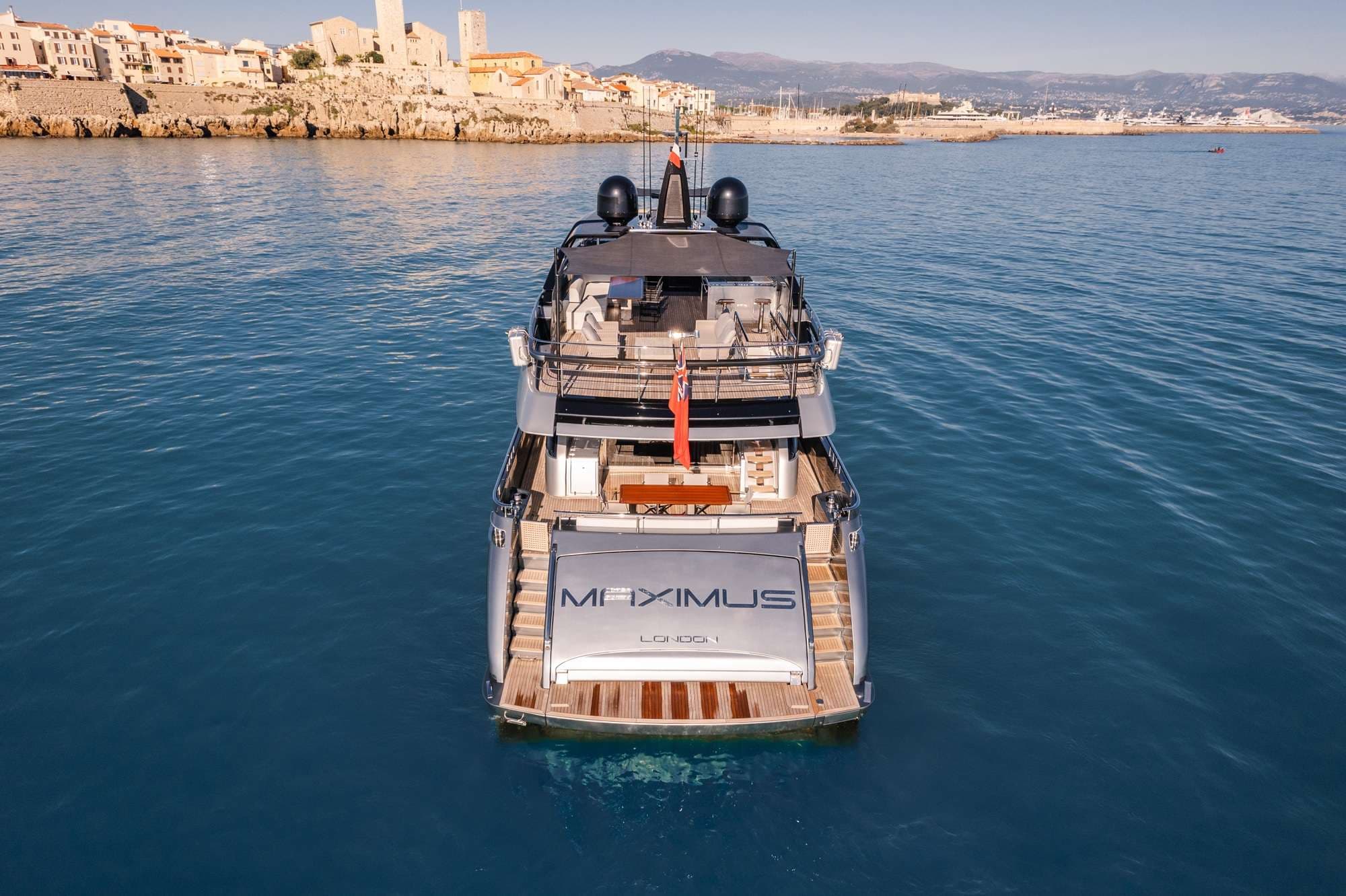 yachtPic15