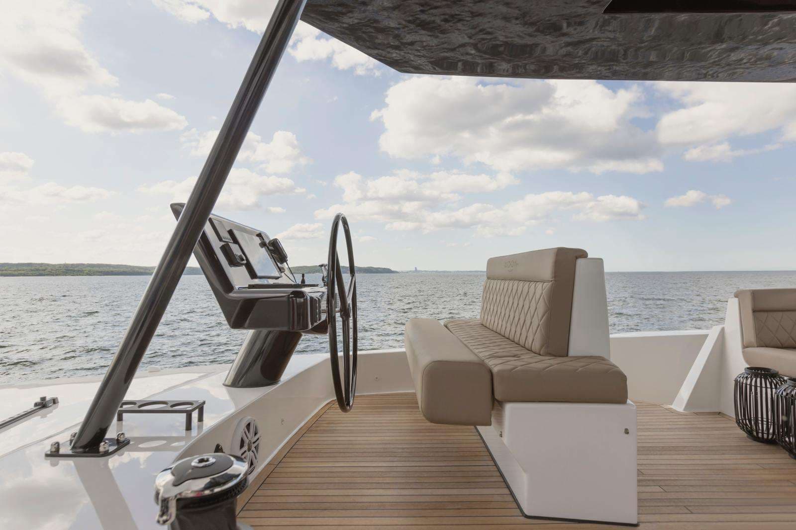 yachtPic14