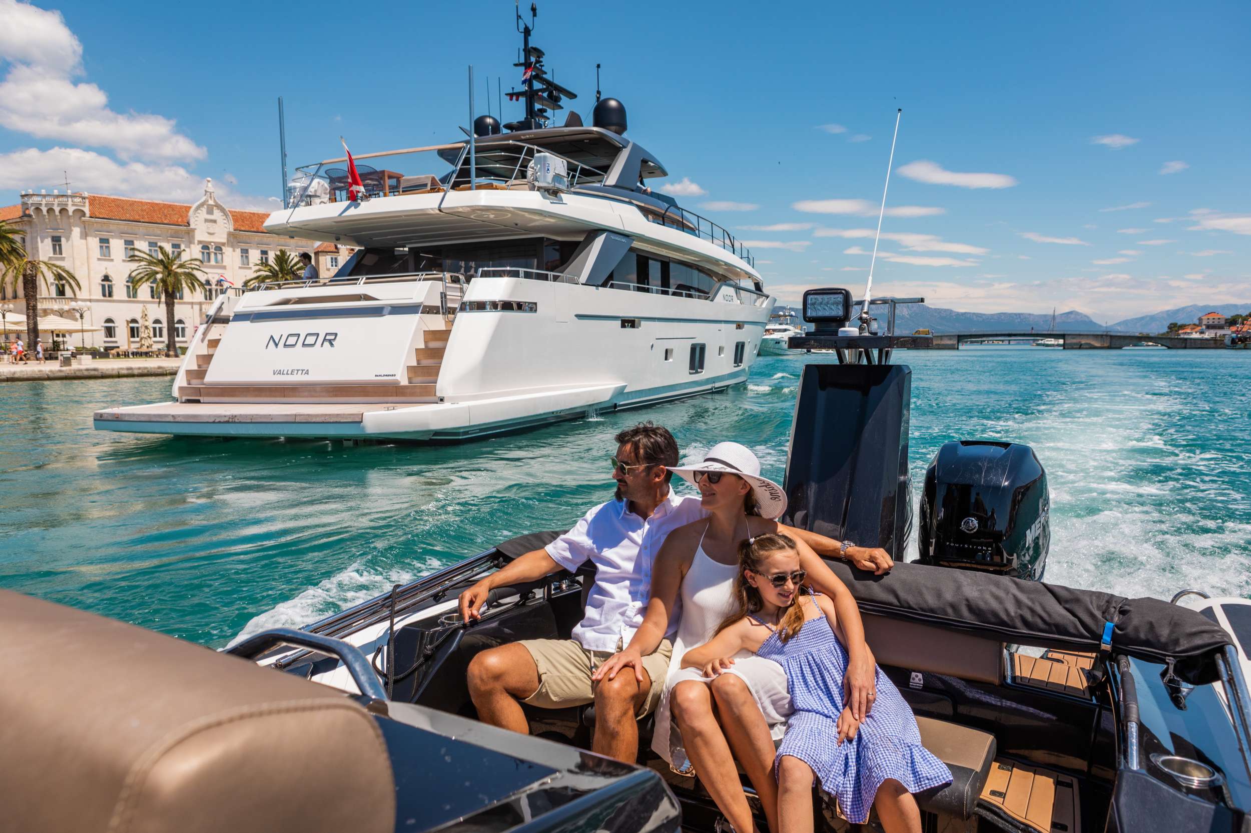 yachtPic10